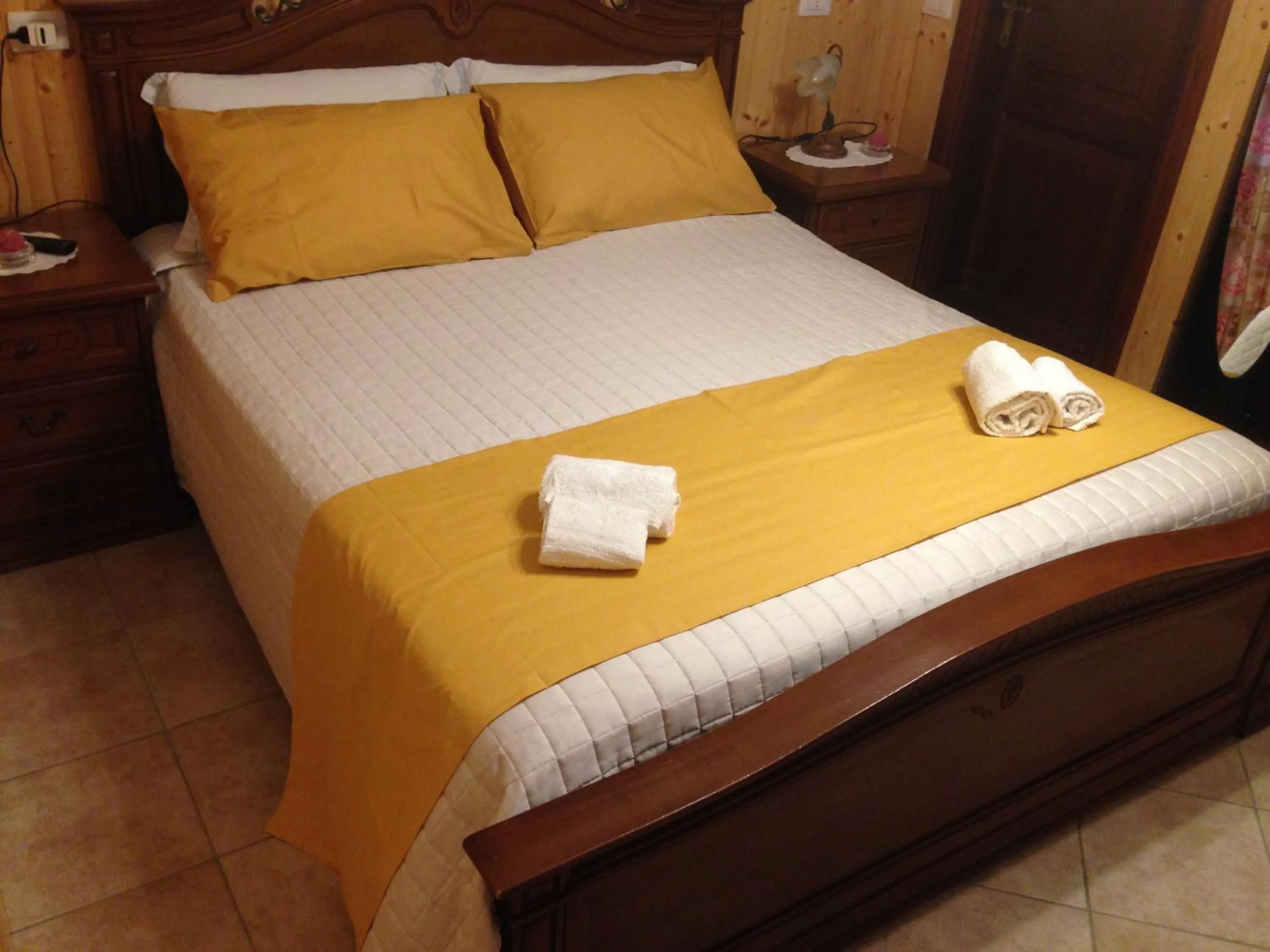 Bed in B&B Il Cardellino