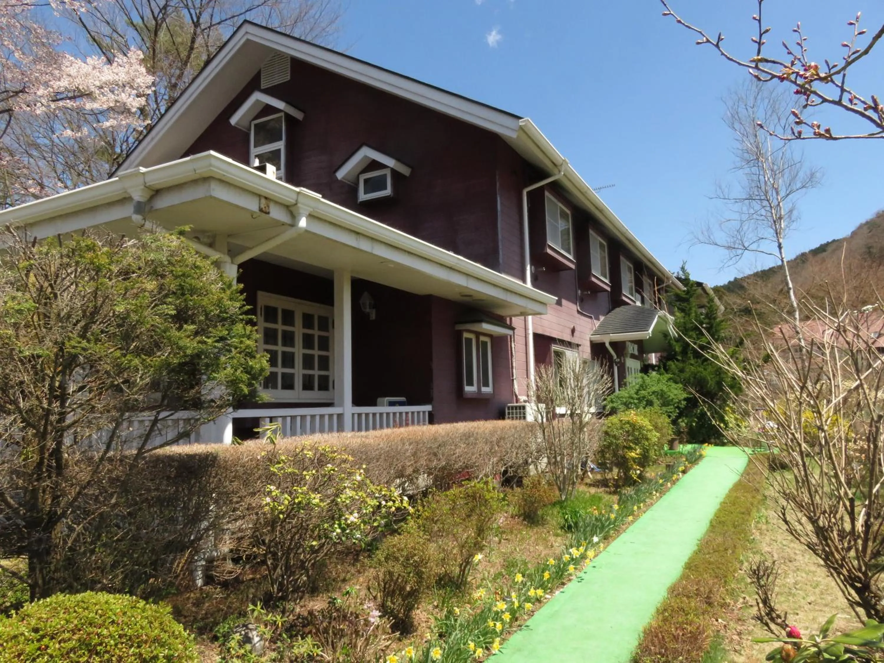 Property building in Nikko Pension L'escale
