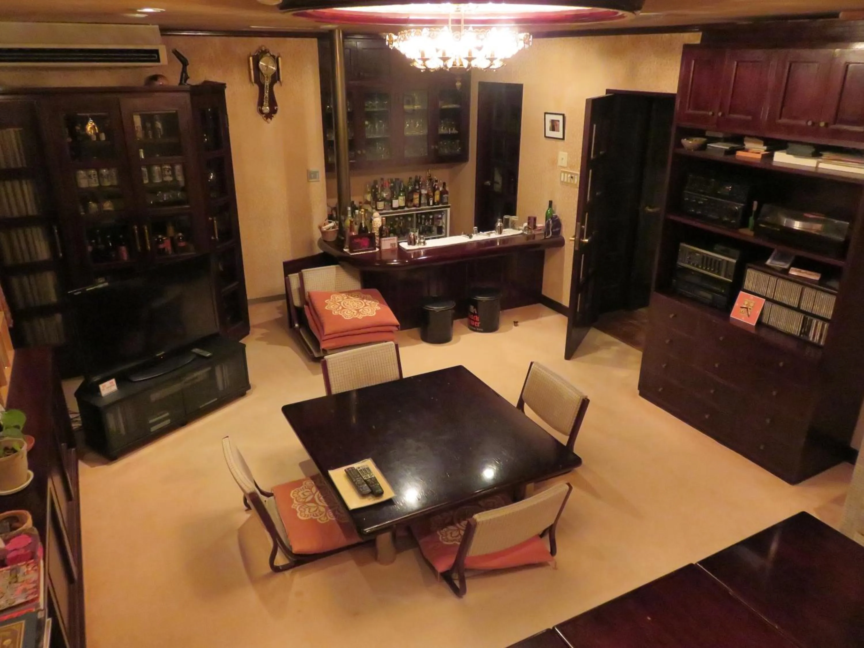 Communal lounge/ TV room in Nikko Pension L'escale