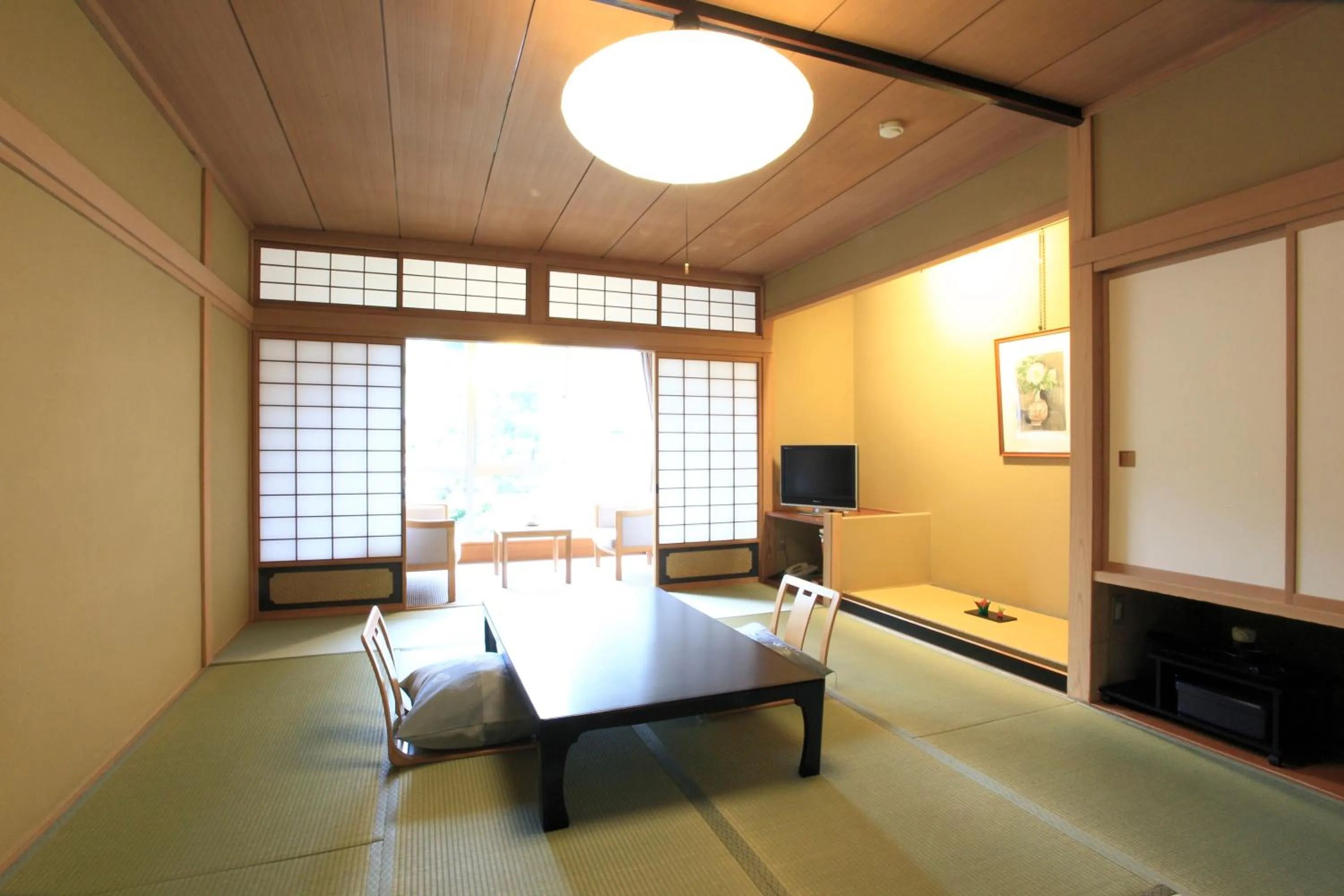 Japanese-Style Room in Ryokan Sakaya