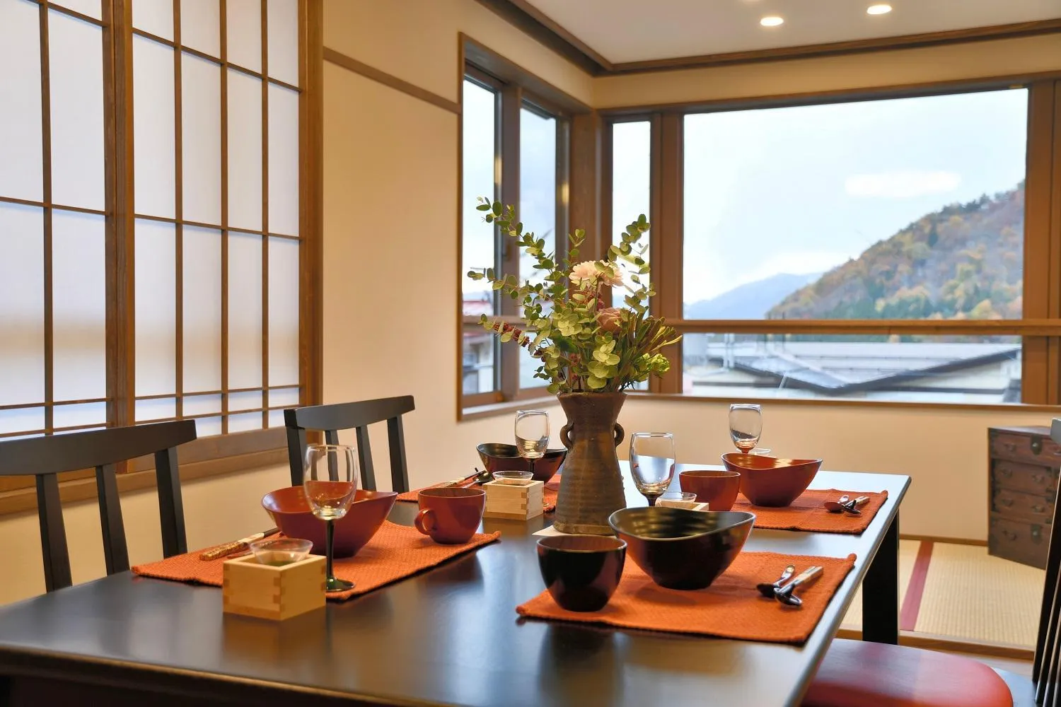 Dining area in Ryokan Sakaya