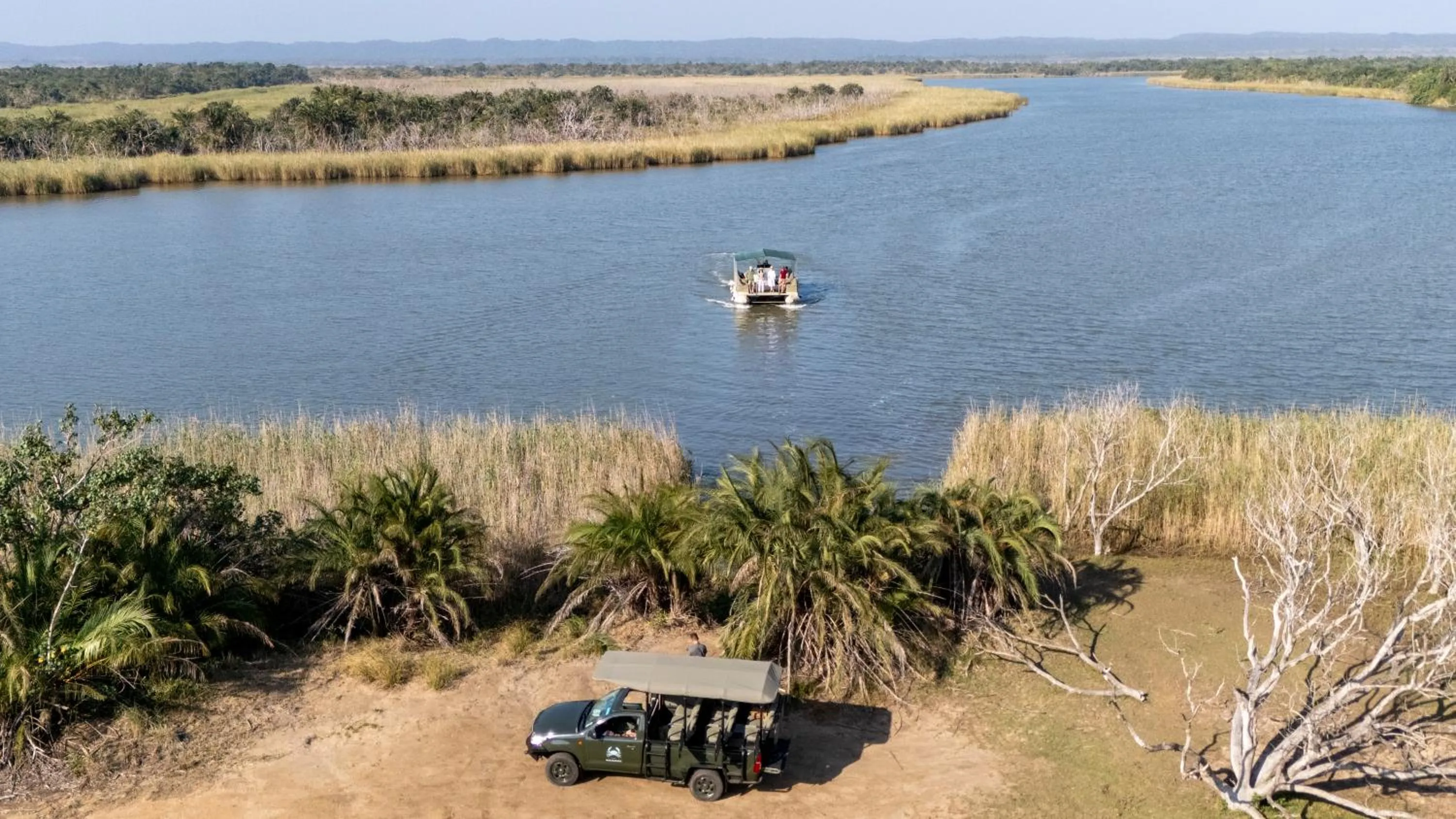 Activities in Makakatana Bay Lodge