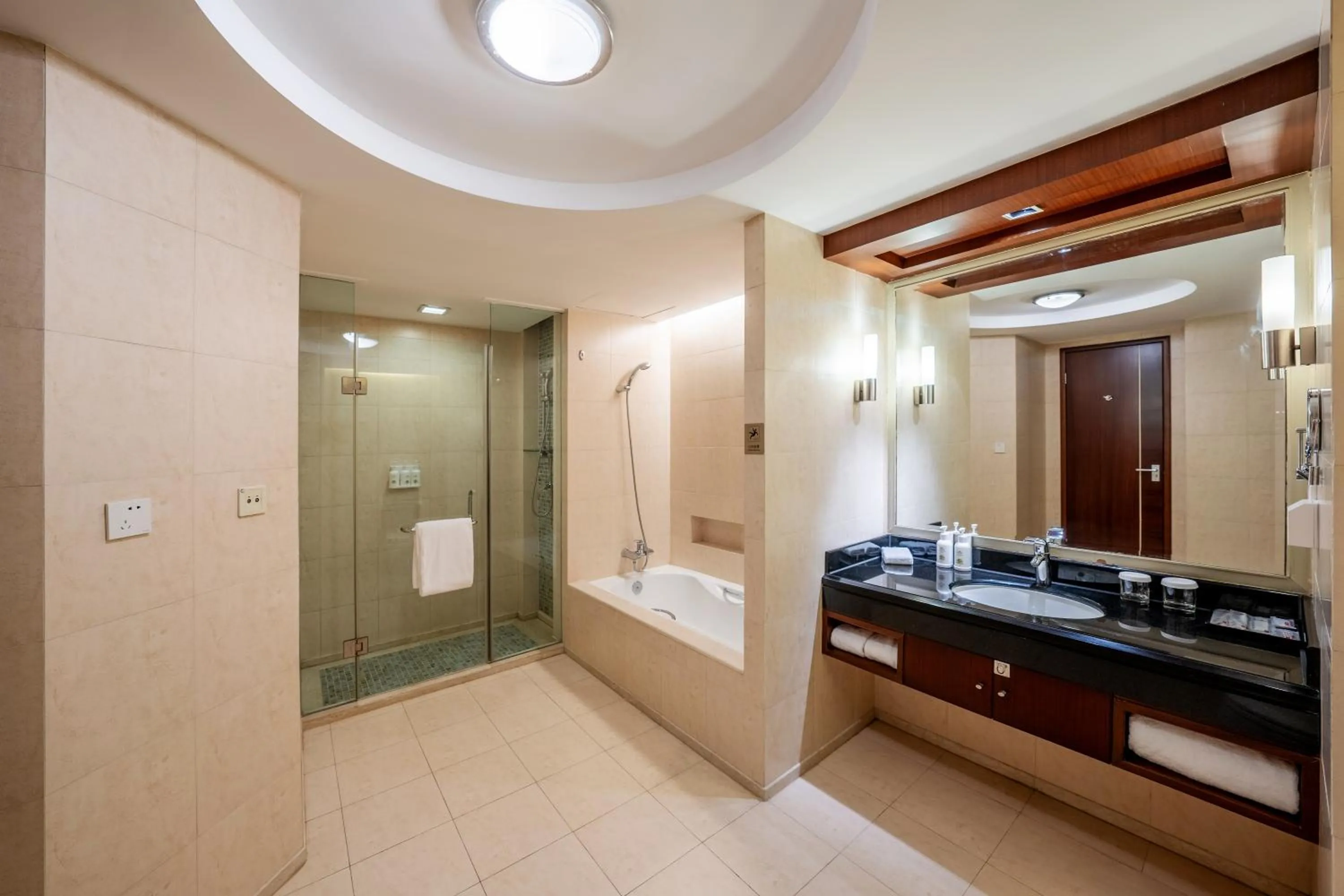 Shower in Ramada Beijing North