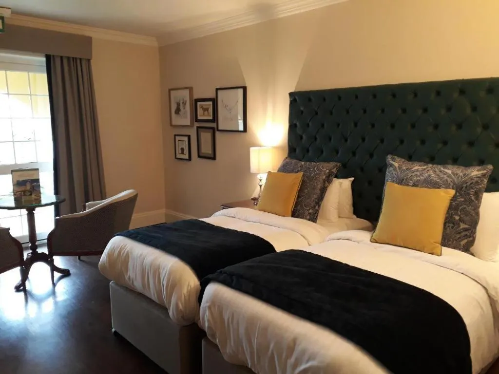 Bed in New House Country Hotel