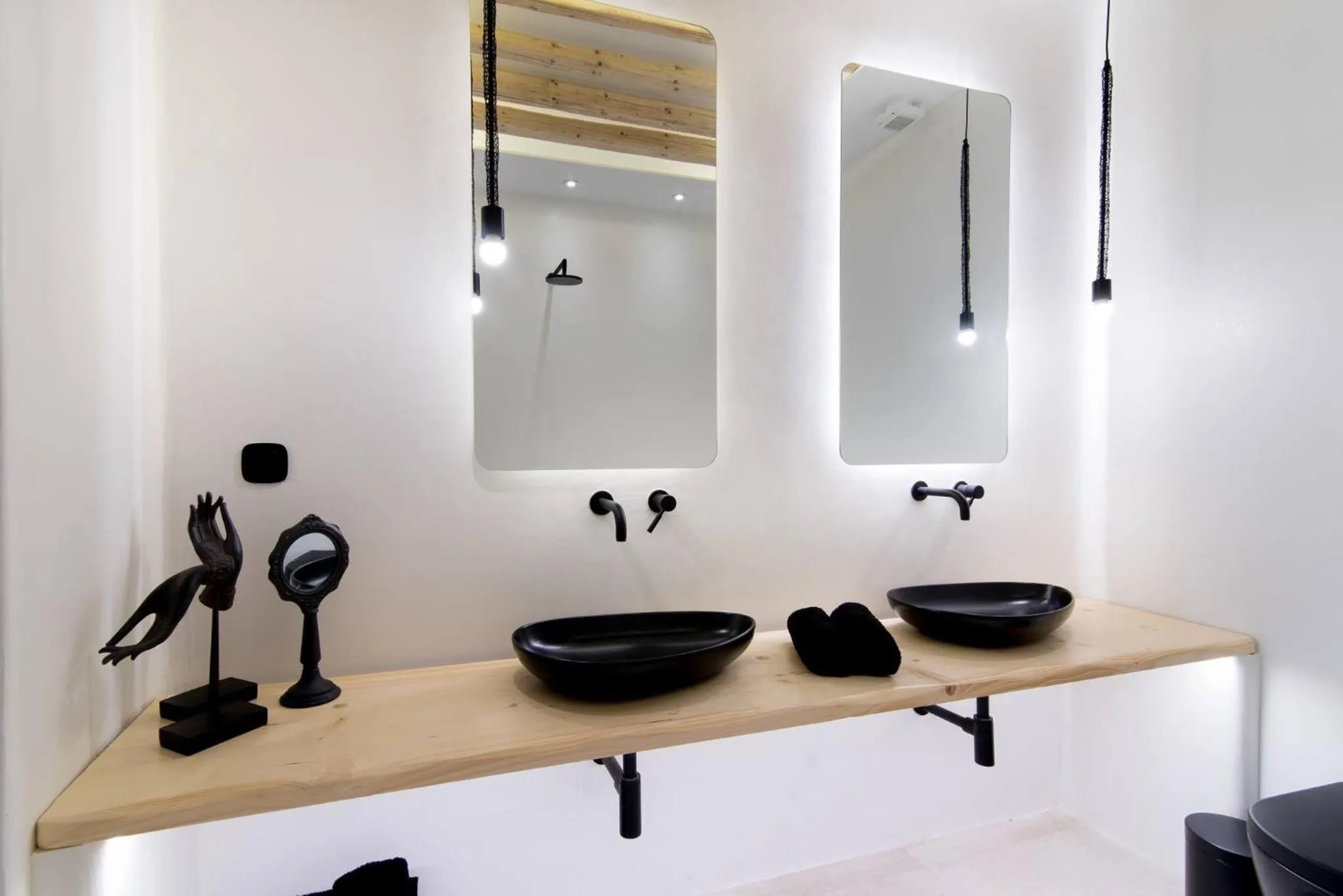 Bathroom in Portara Seaside Luxury Suites