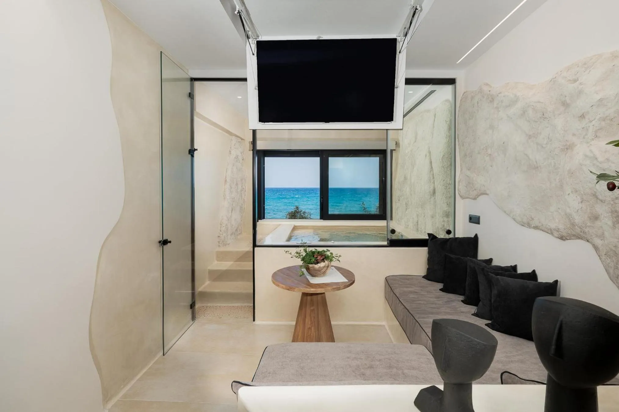 Portara Seaside Luxury Suites