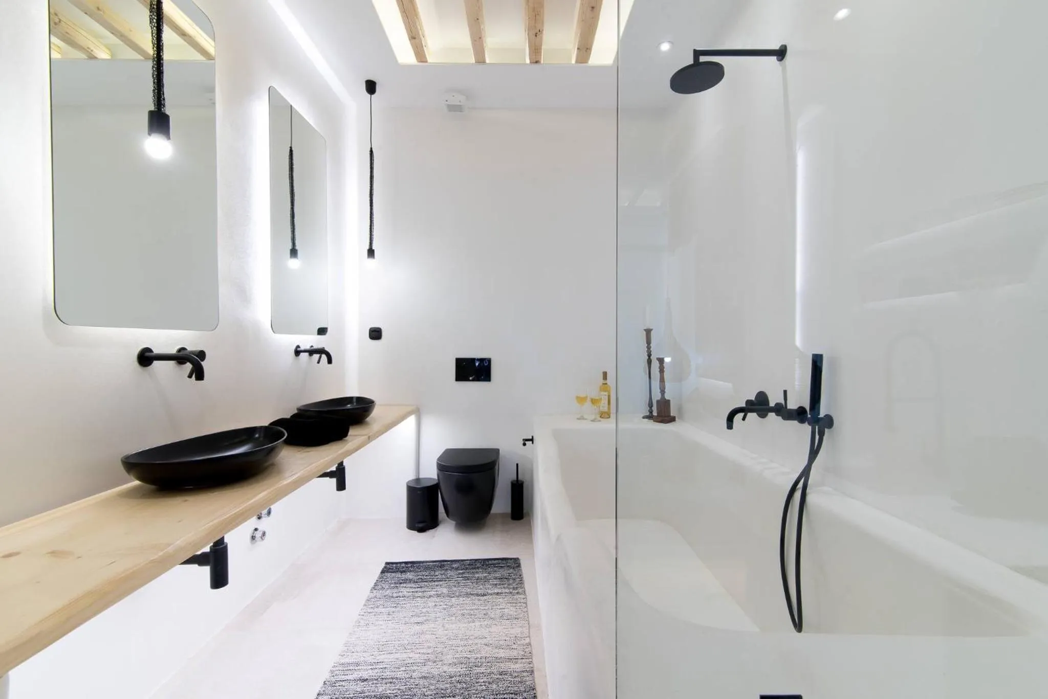 Bathroom in Portara Seaside Luxury Suites