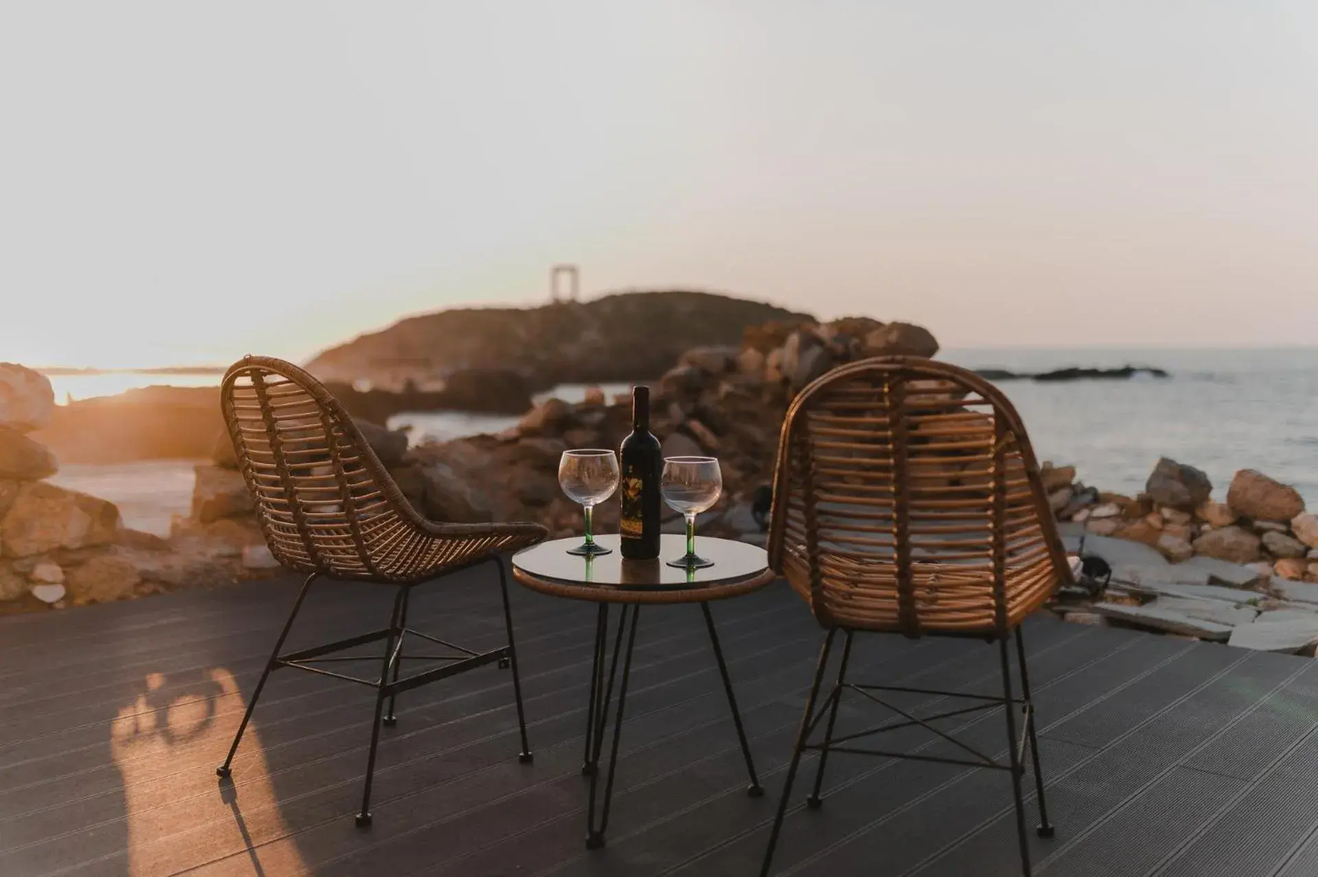 Deluxe Apartment with Sea View in Portara Seaside Luxury Suites Deluxe Apartment with Sea View in Portara Seaside Luxury Suites