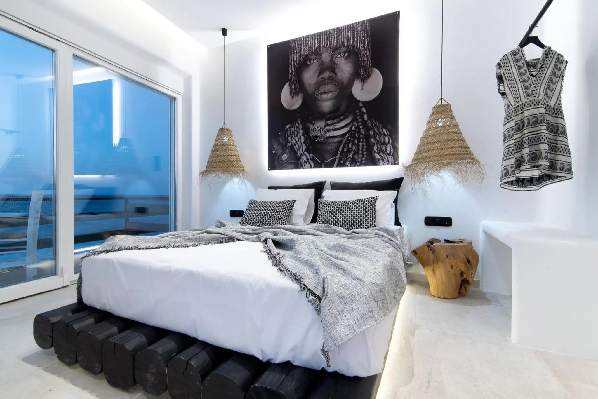 Bed in Portara Seaside Luxury Suites