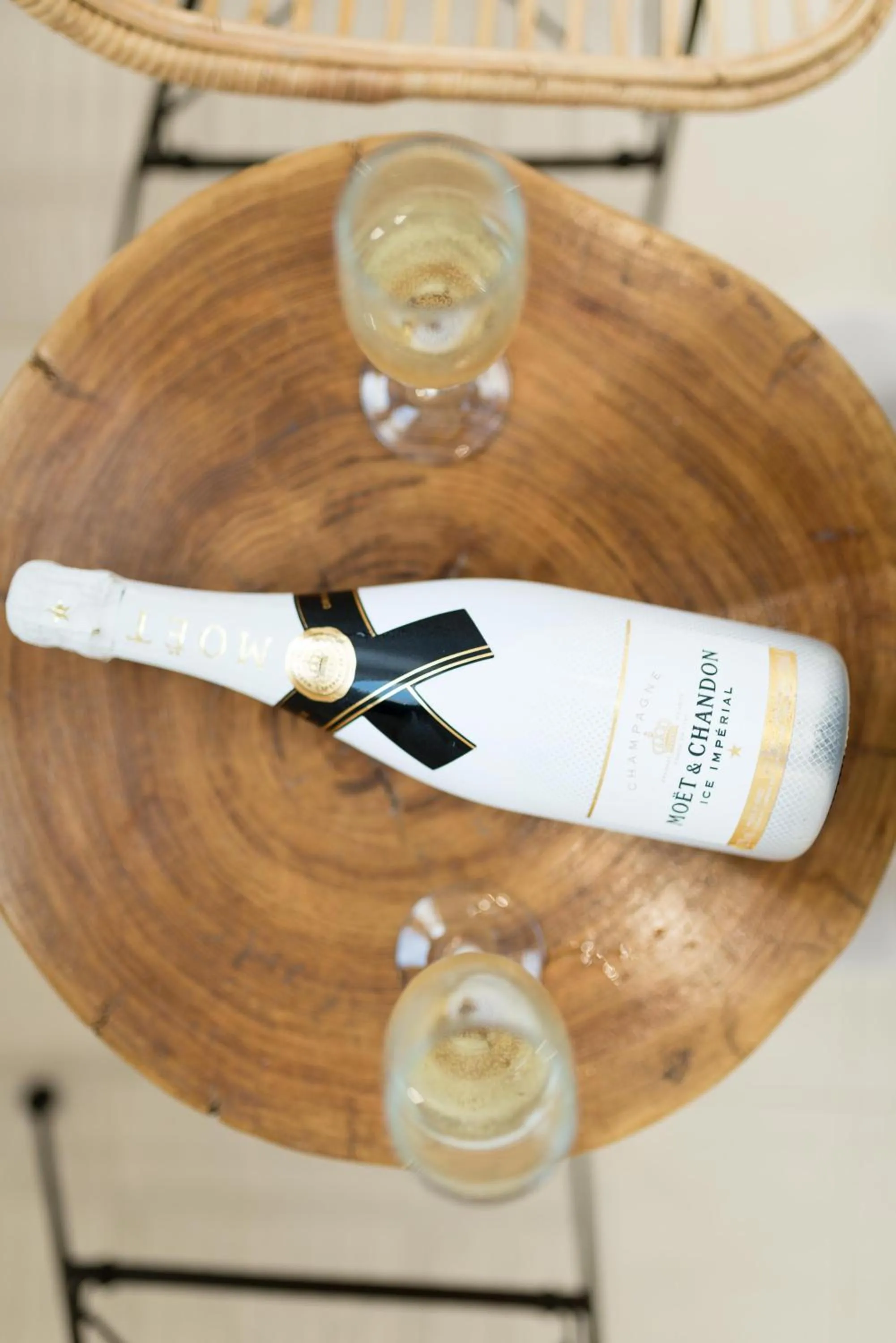 Portara Seaside Luxury Suites