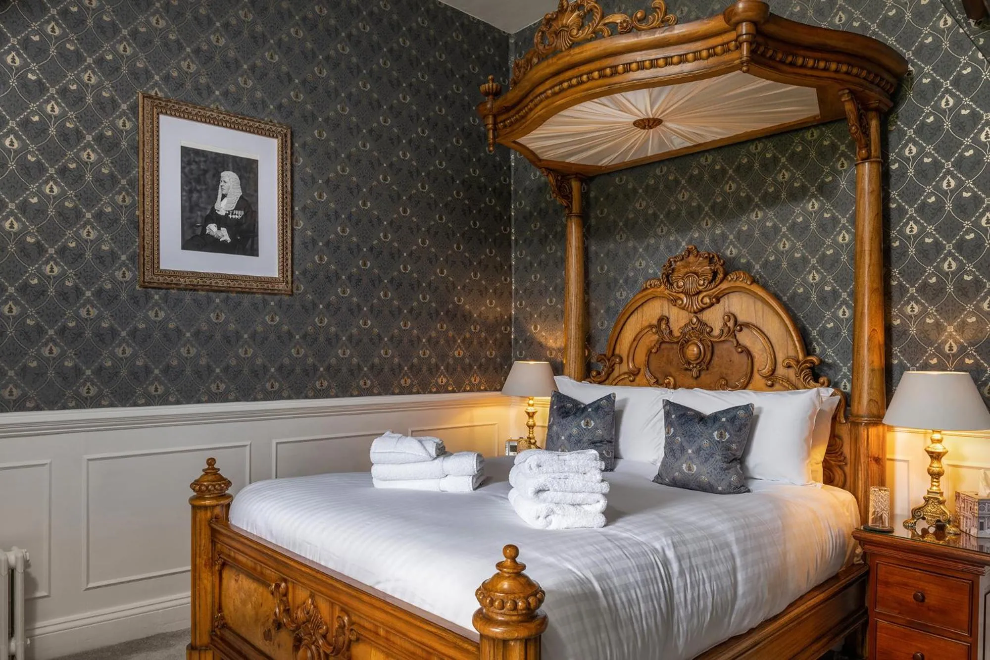 Bed in Plas Dinas Country House