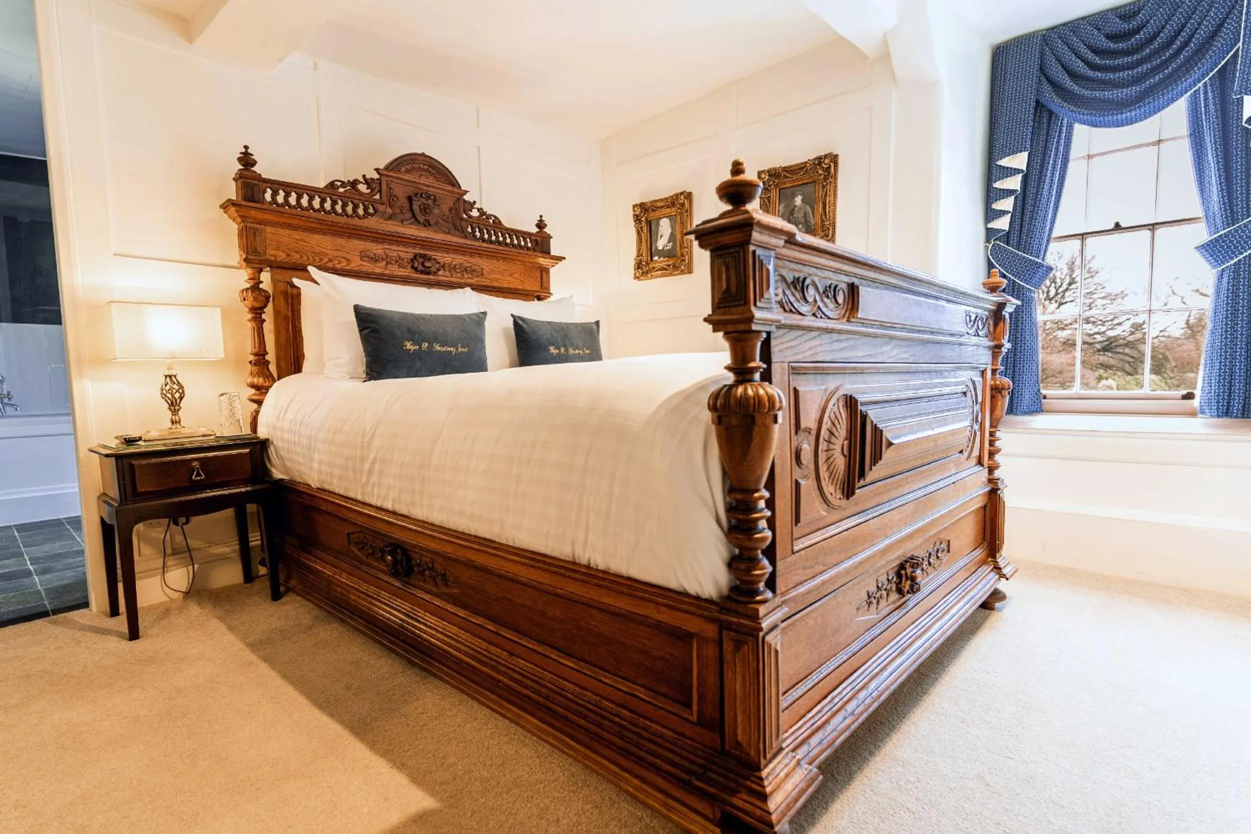 Bedroom, Bed in Plas Dinas Country House