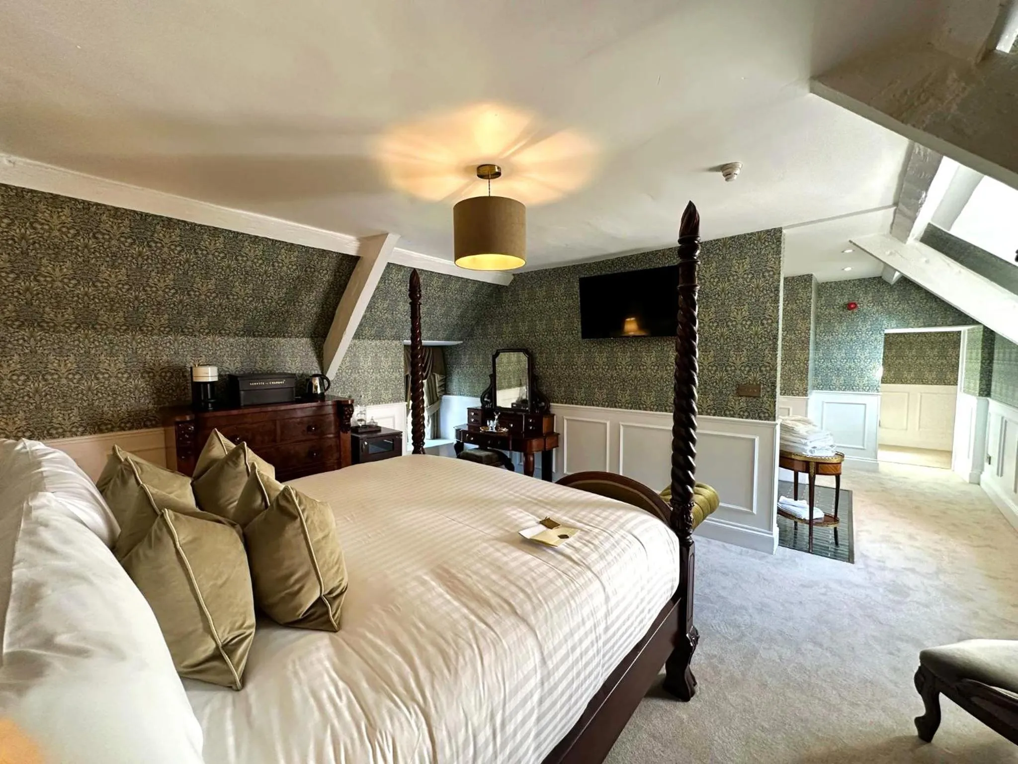 Bedroom, Bed in Plas Dinas Country House