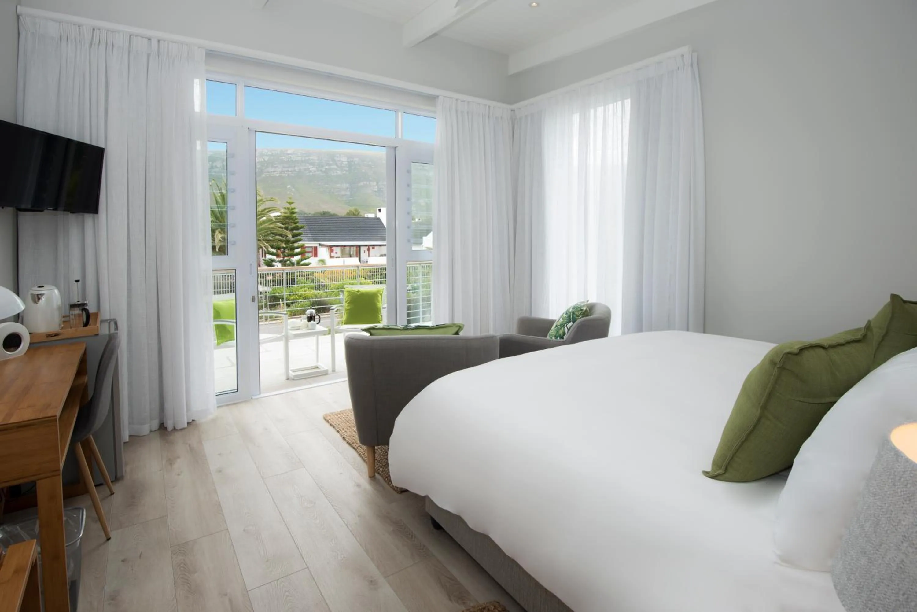 Bed in Bamboo Guest House