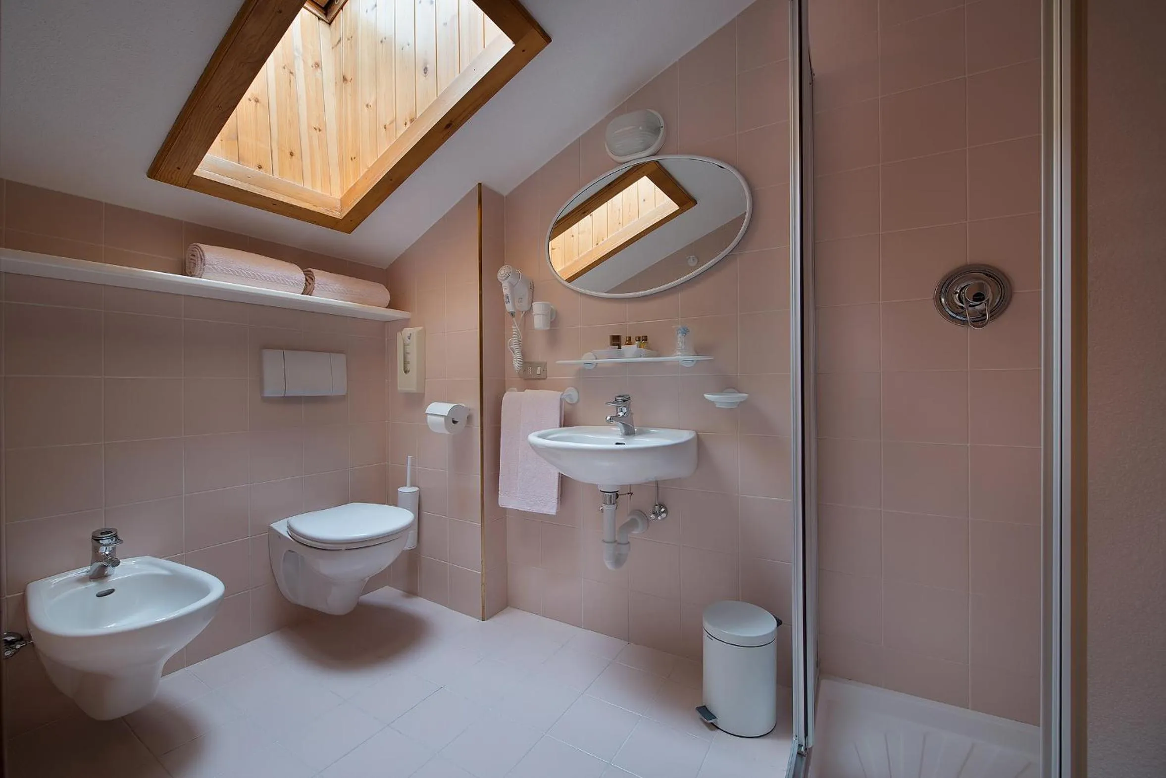 Shower in Garni Oasi