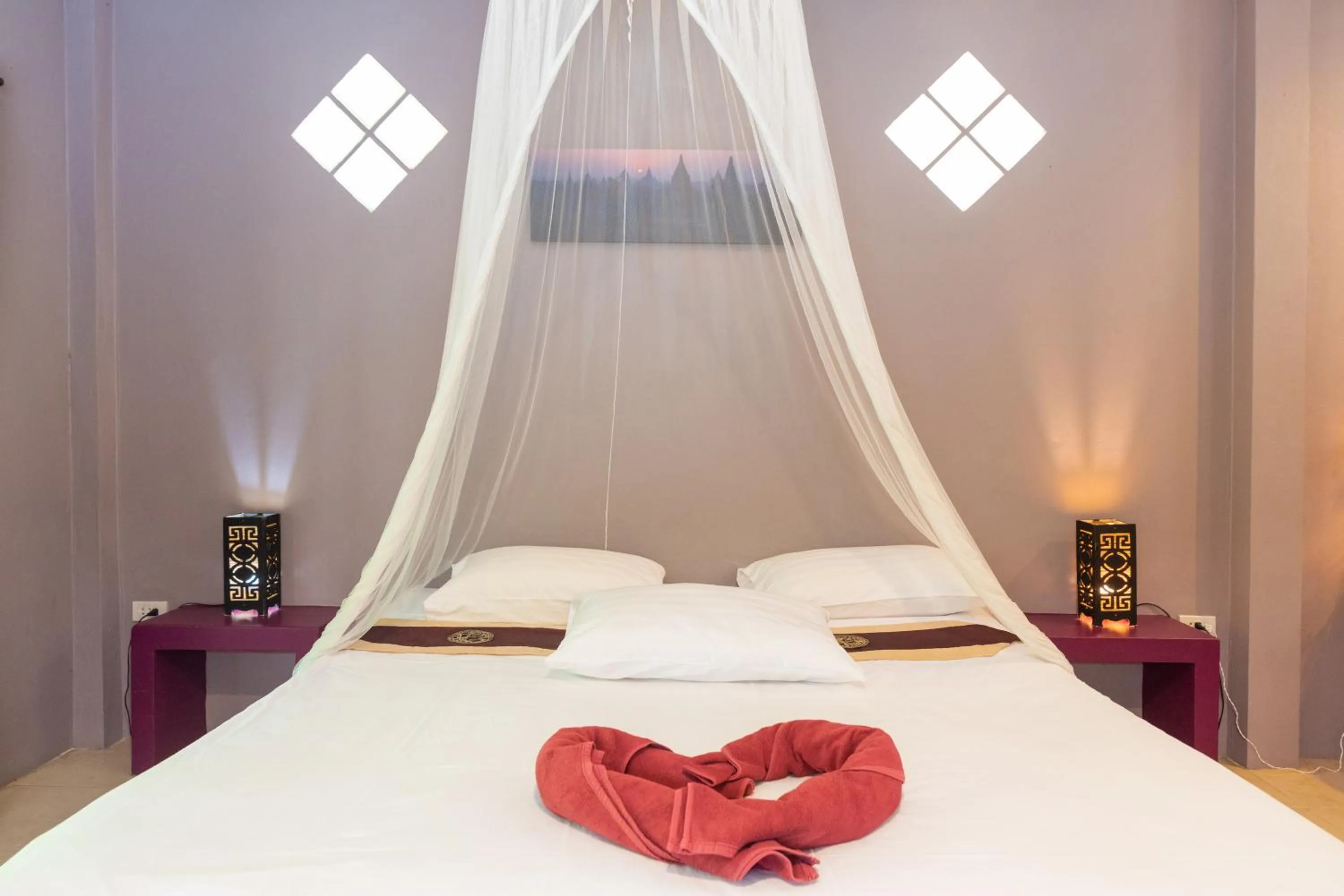 Bed in Alcove Bungalow