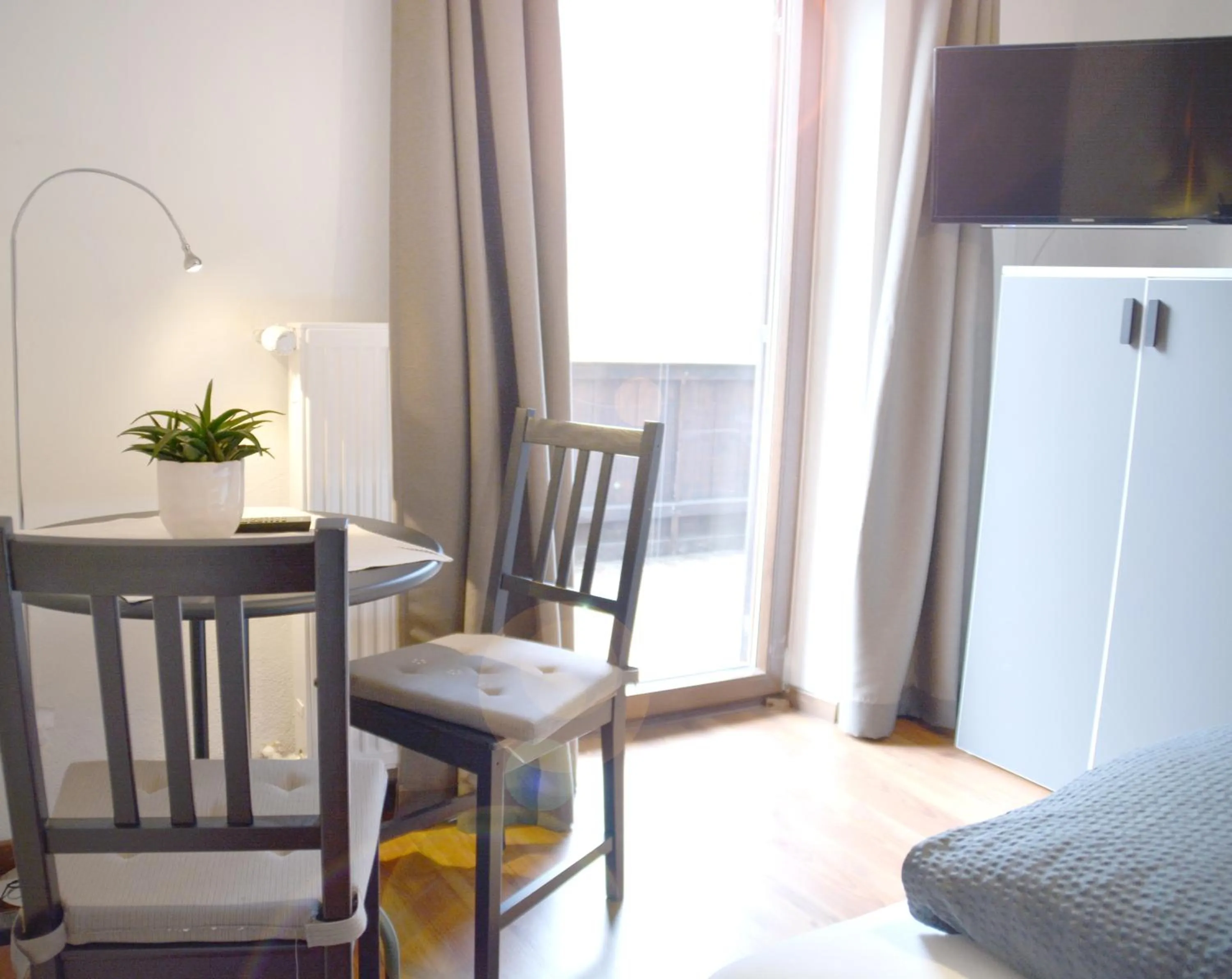 Photo of the whole room in Pension Almhof Baumgarten