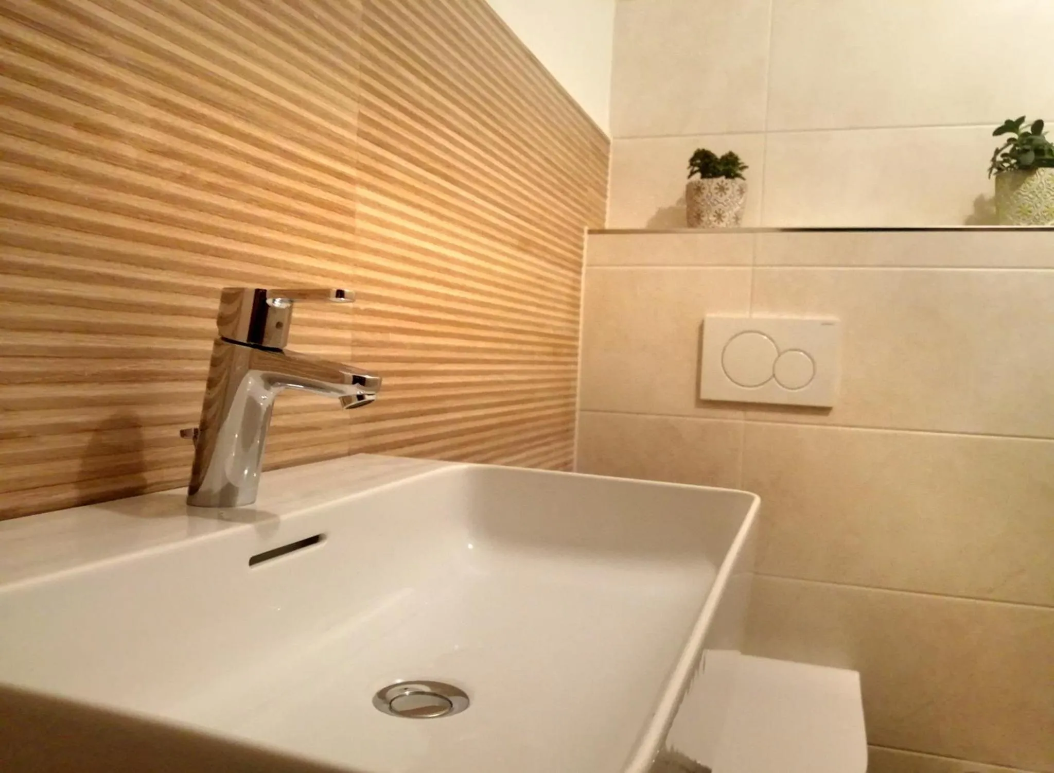 Shower in Pension Almhof Baumgarten