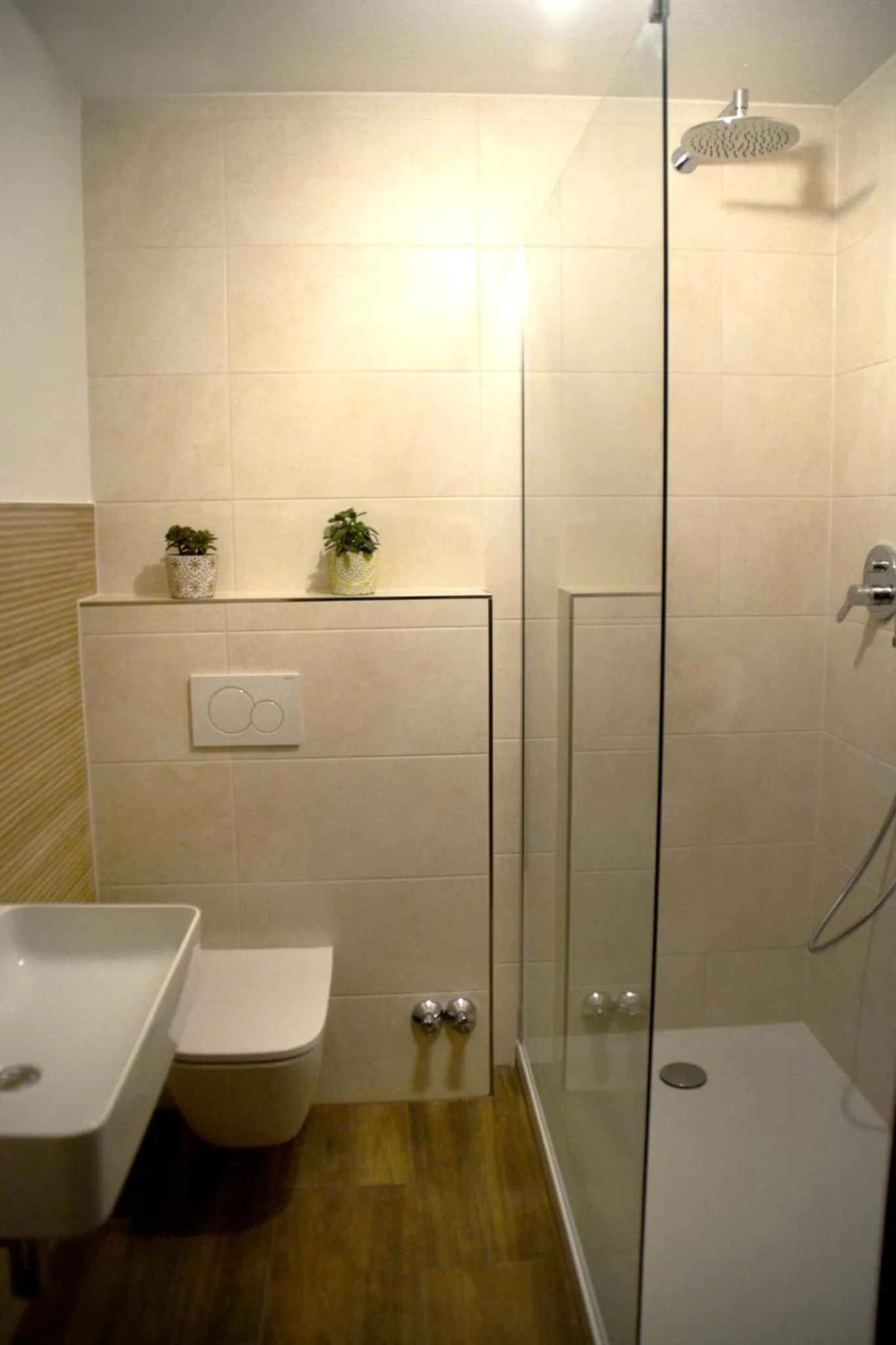 Shower in Pension Almhof Baumgarten