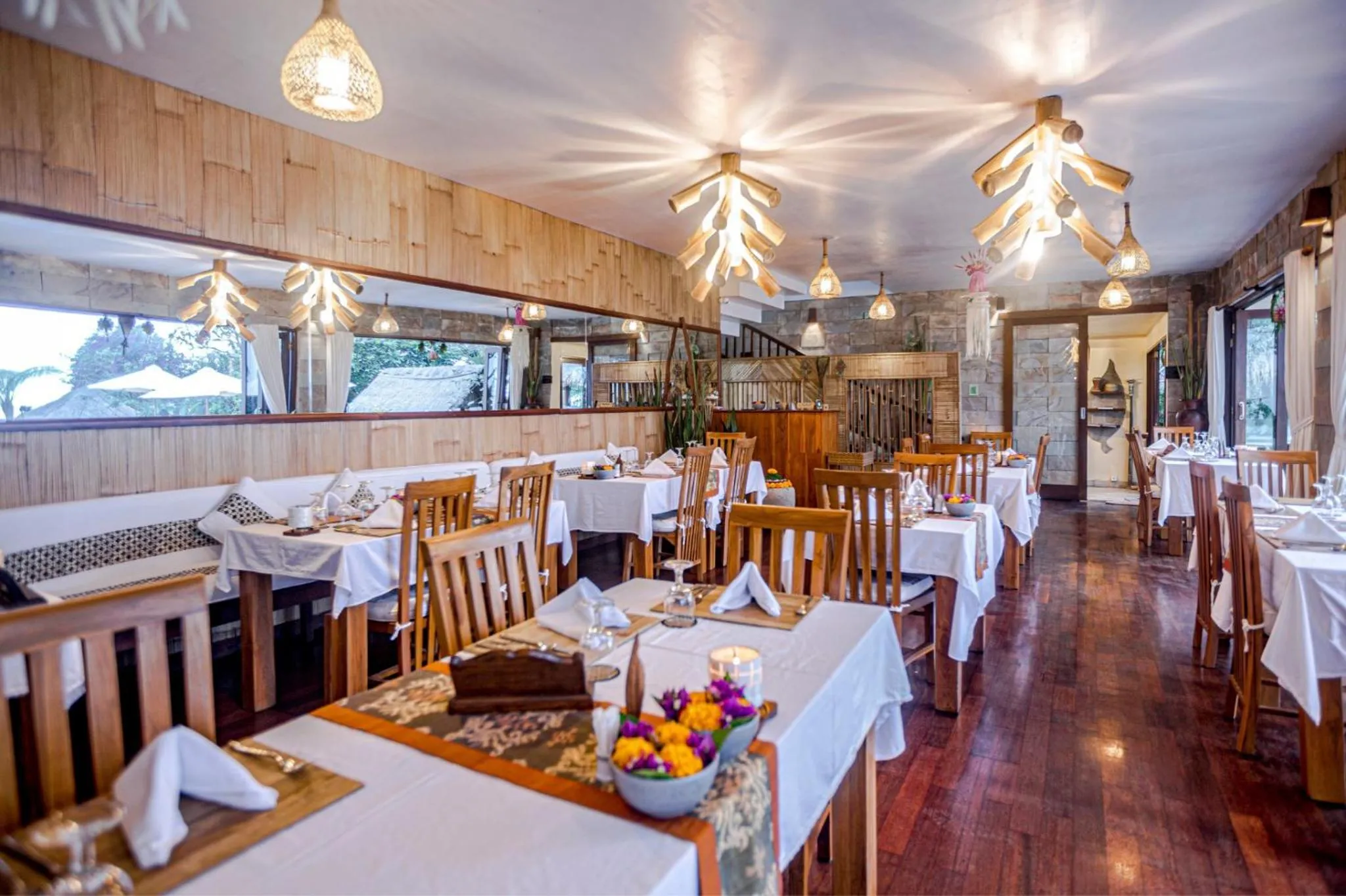 Restaurant/places to eat in Munduk Moding Plantation Nature Resort