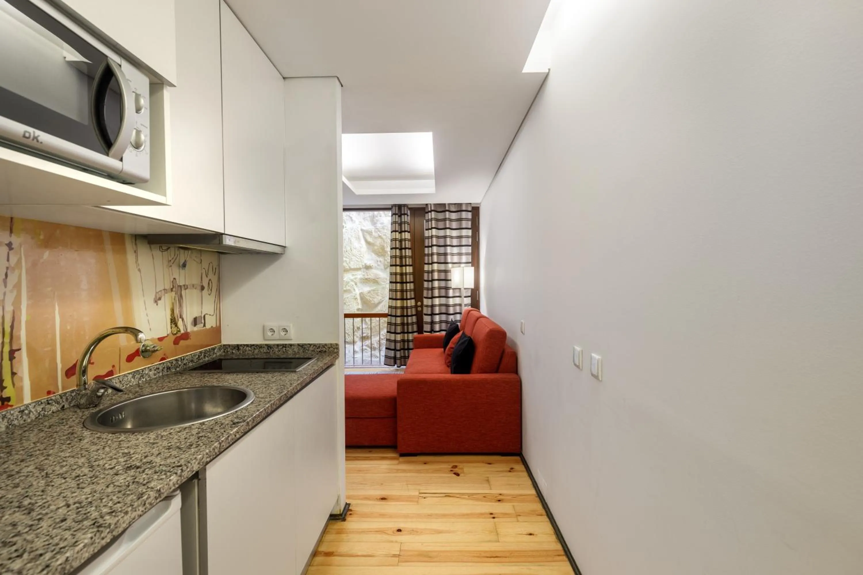 Kitchen or kitchenette in OX Apartments B Places