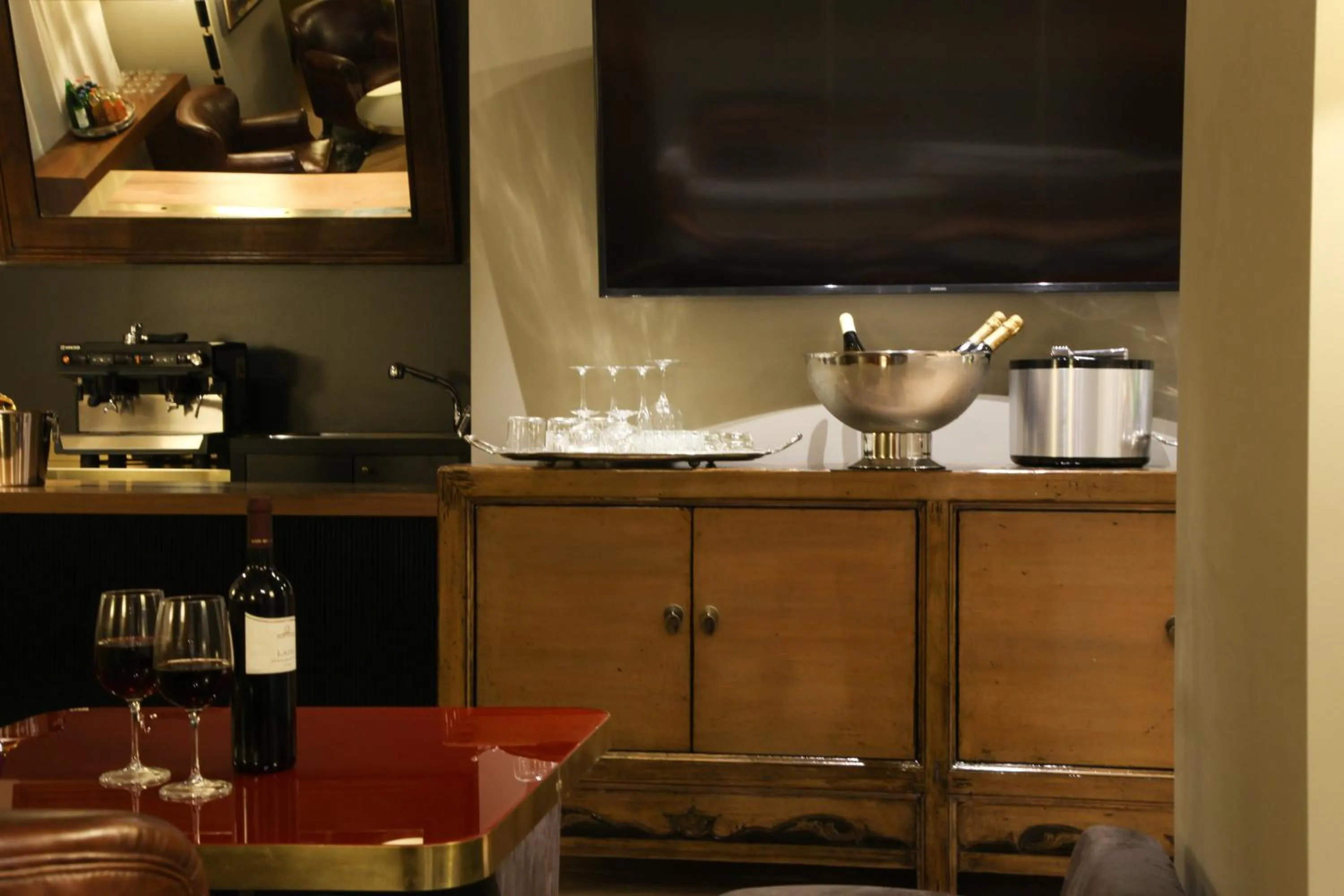 Living room in Triviho Hotel