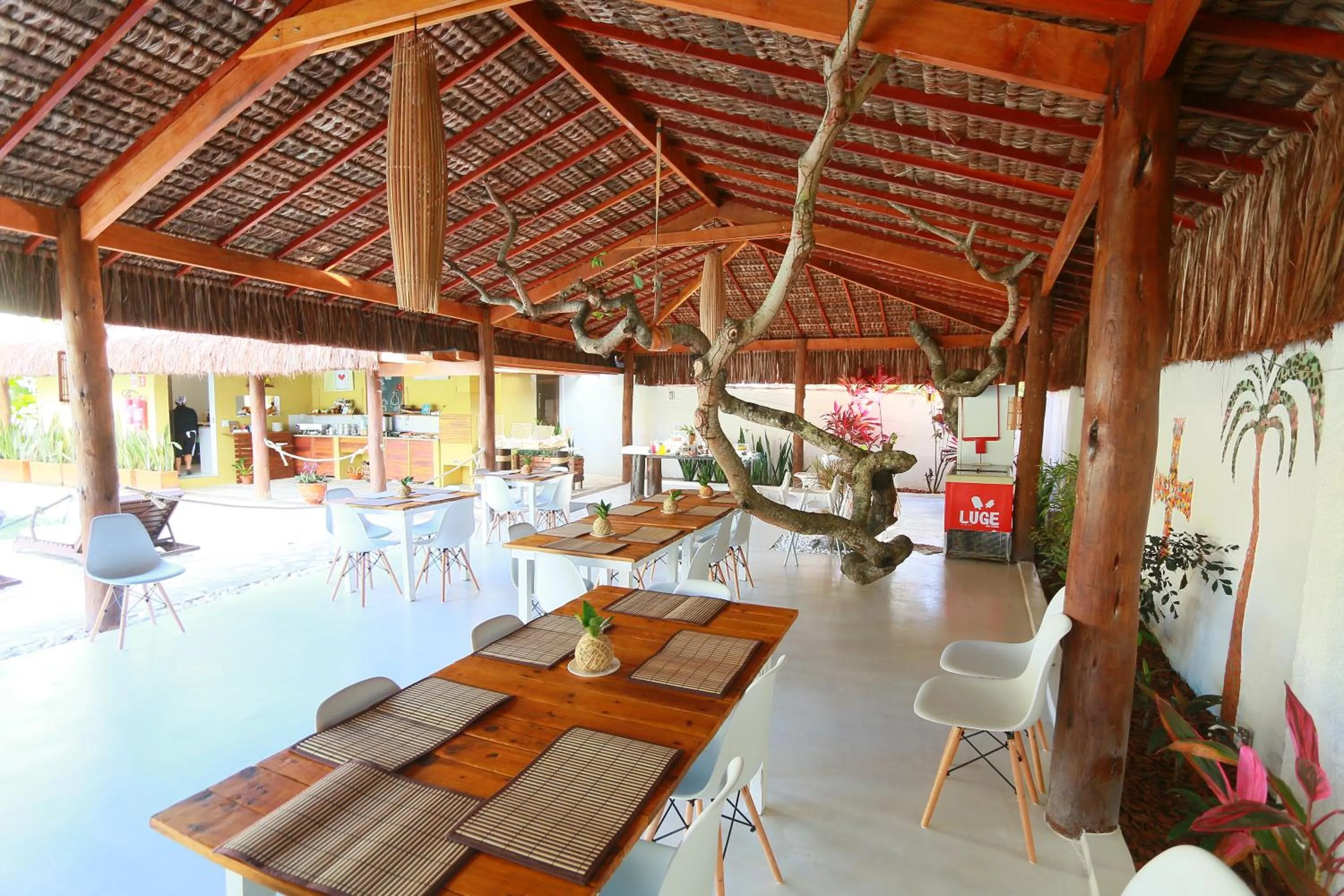 Restaurant/places to eat in Village Muta