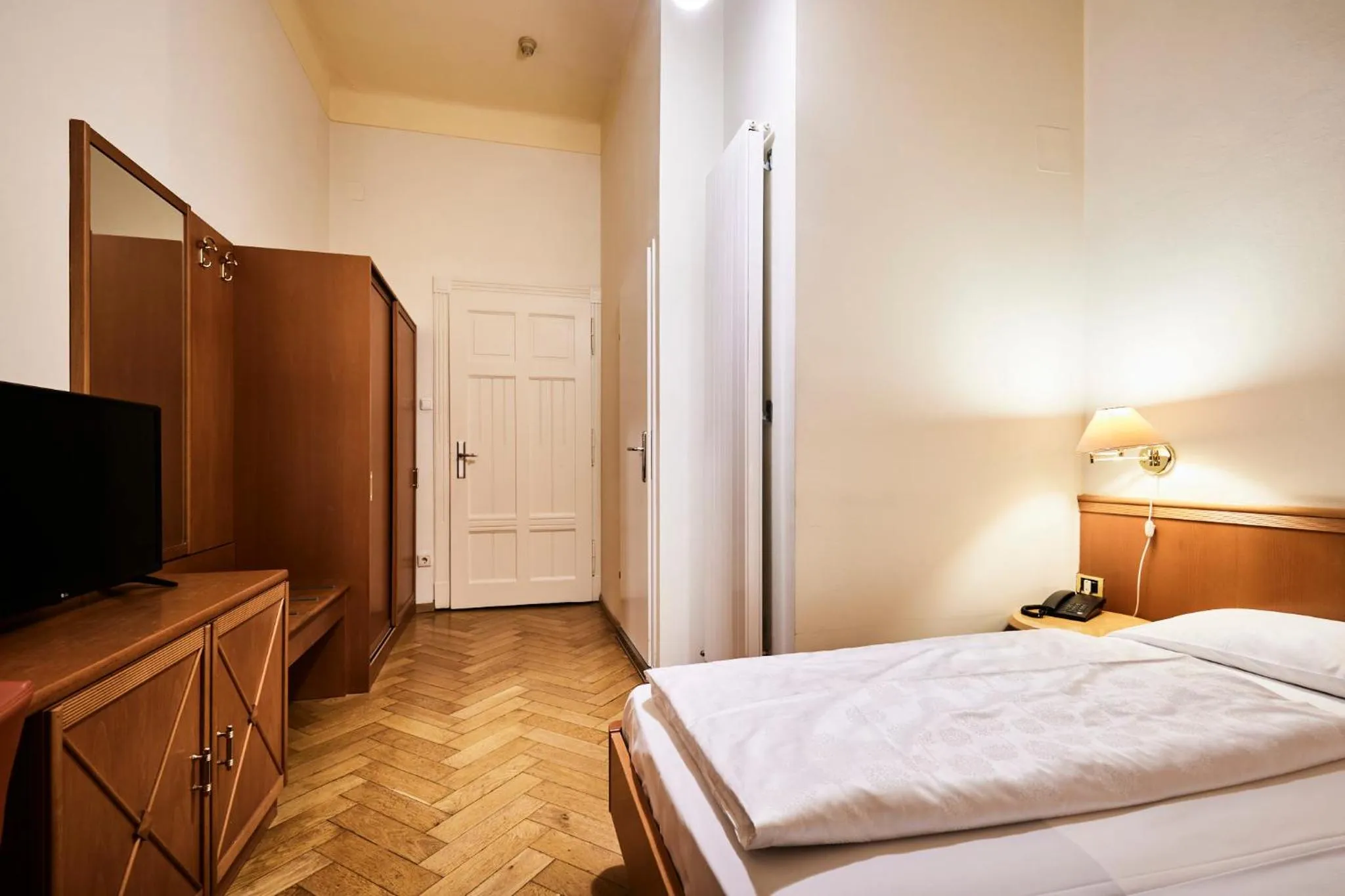 Bed in Hotel Jarolim