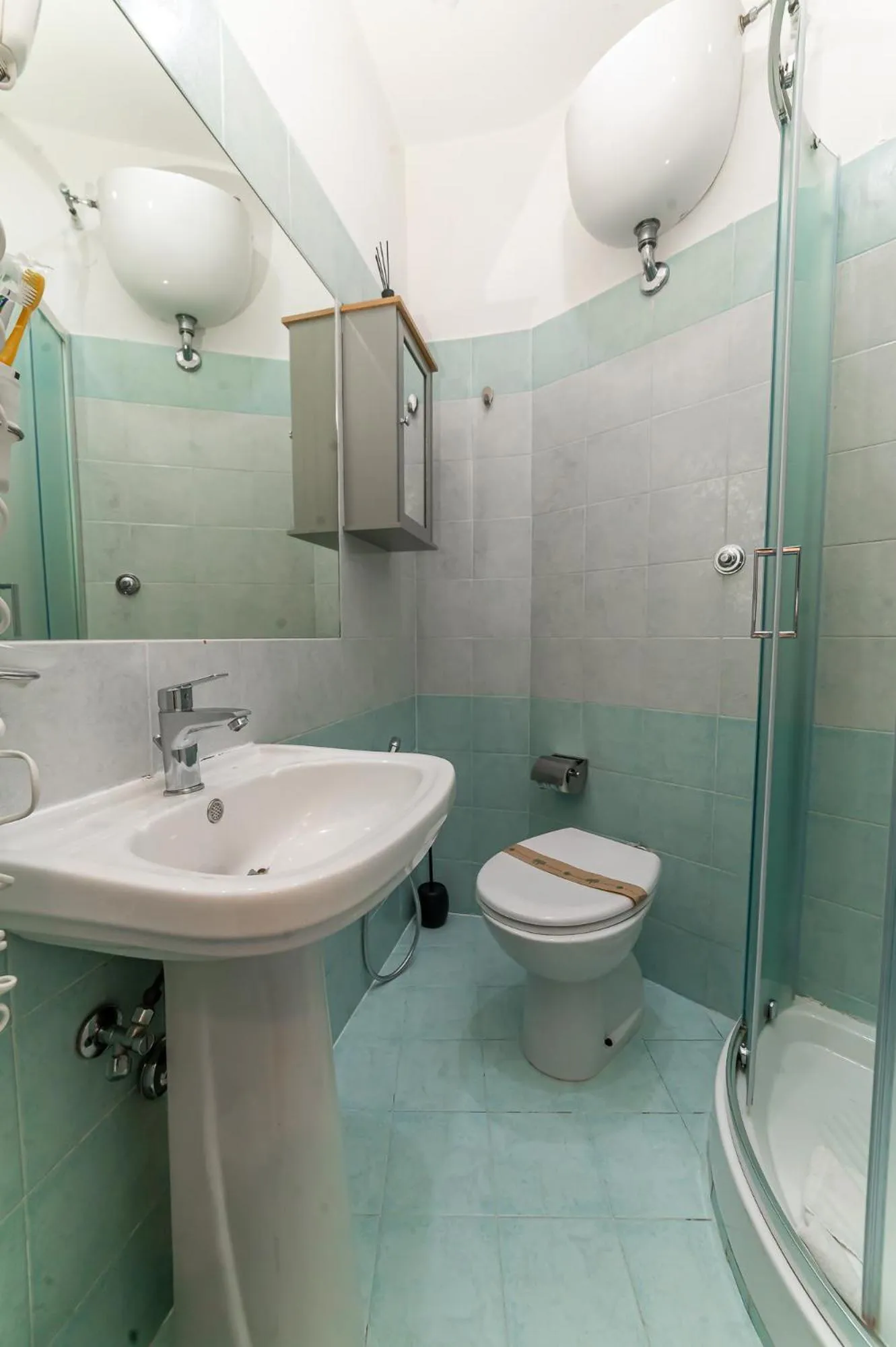 Bathroom in Domus Domas & Boutique - Golden Keys Collection