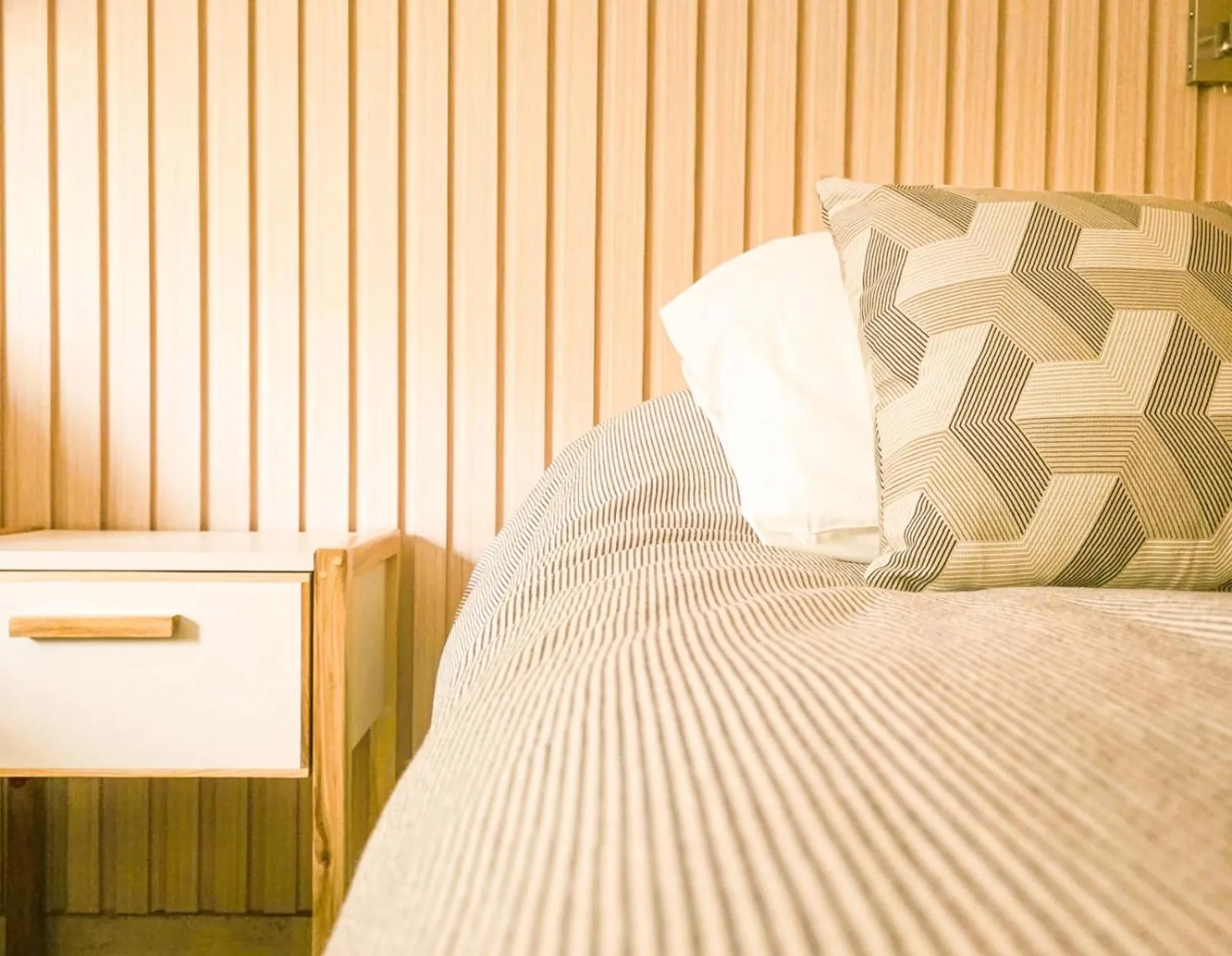 Property building, Bed in Hotel Lunajuim