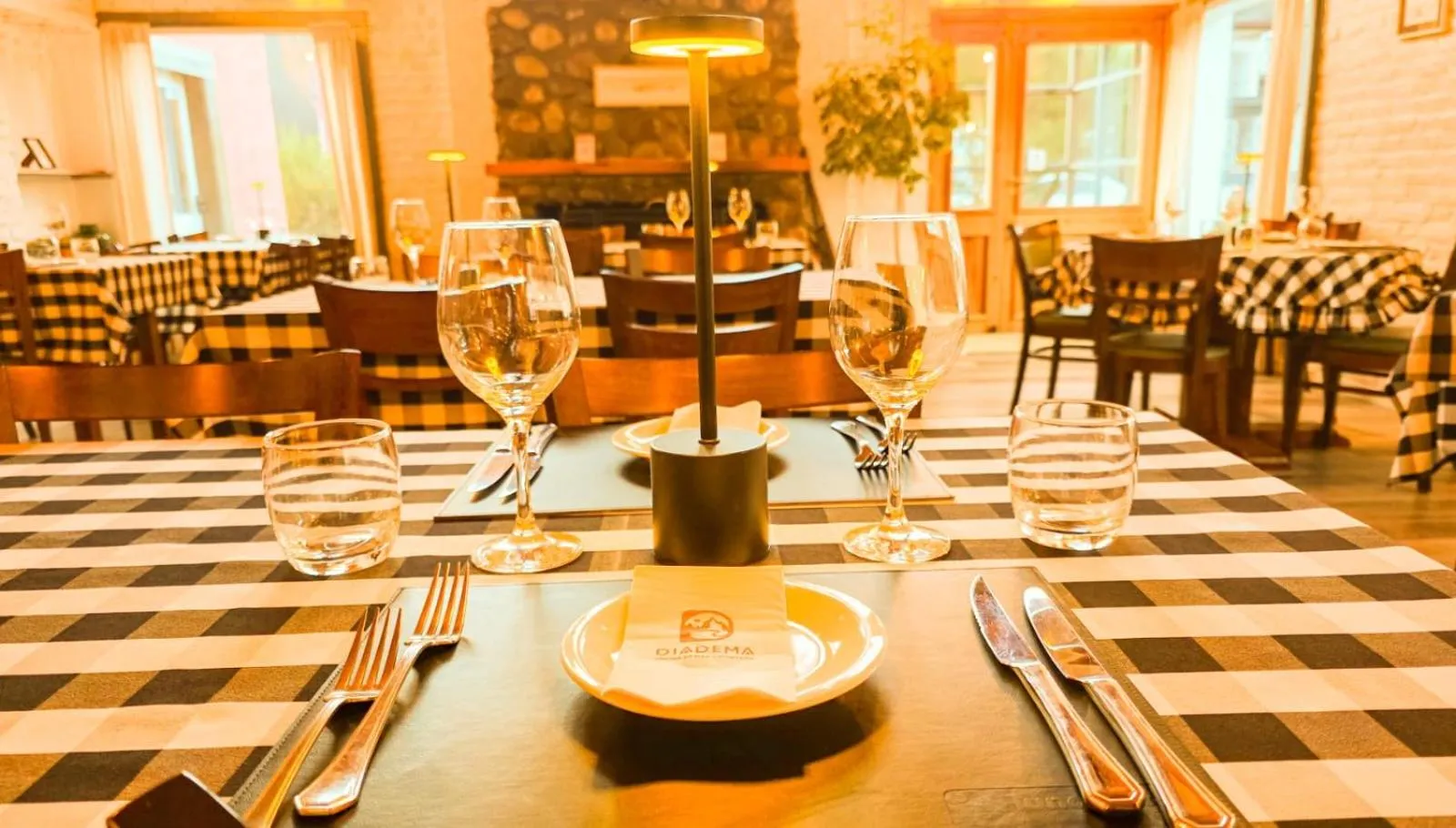 Restaurant/places to eat in Hotel Lunajuim