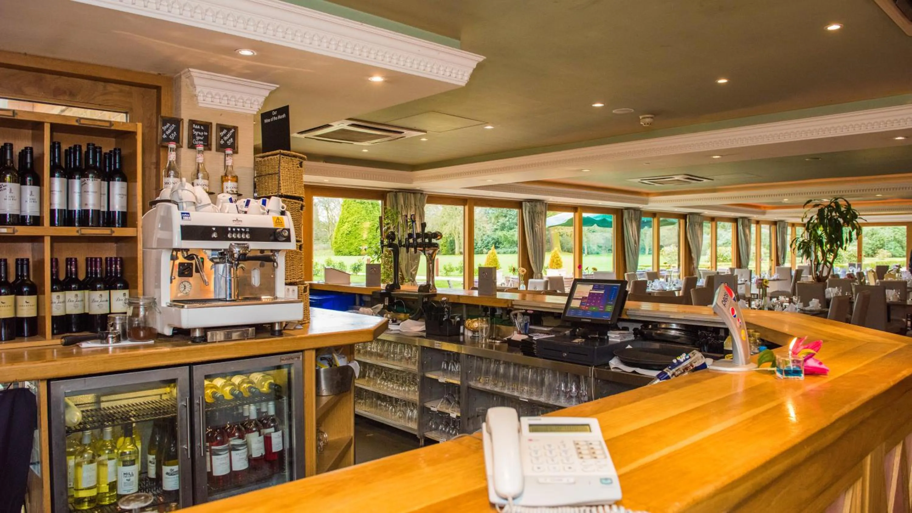 Restaurant/places to eat in Shendish Manor Hotel & Golf Course