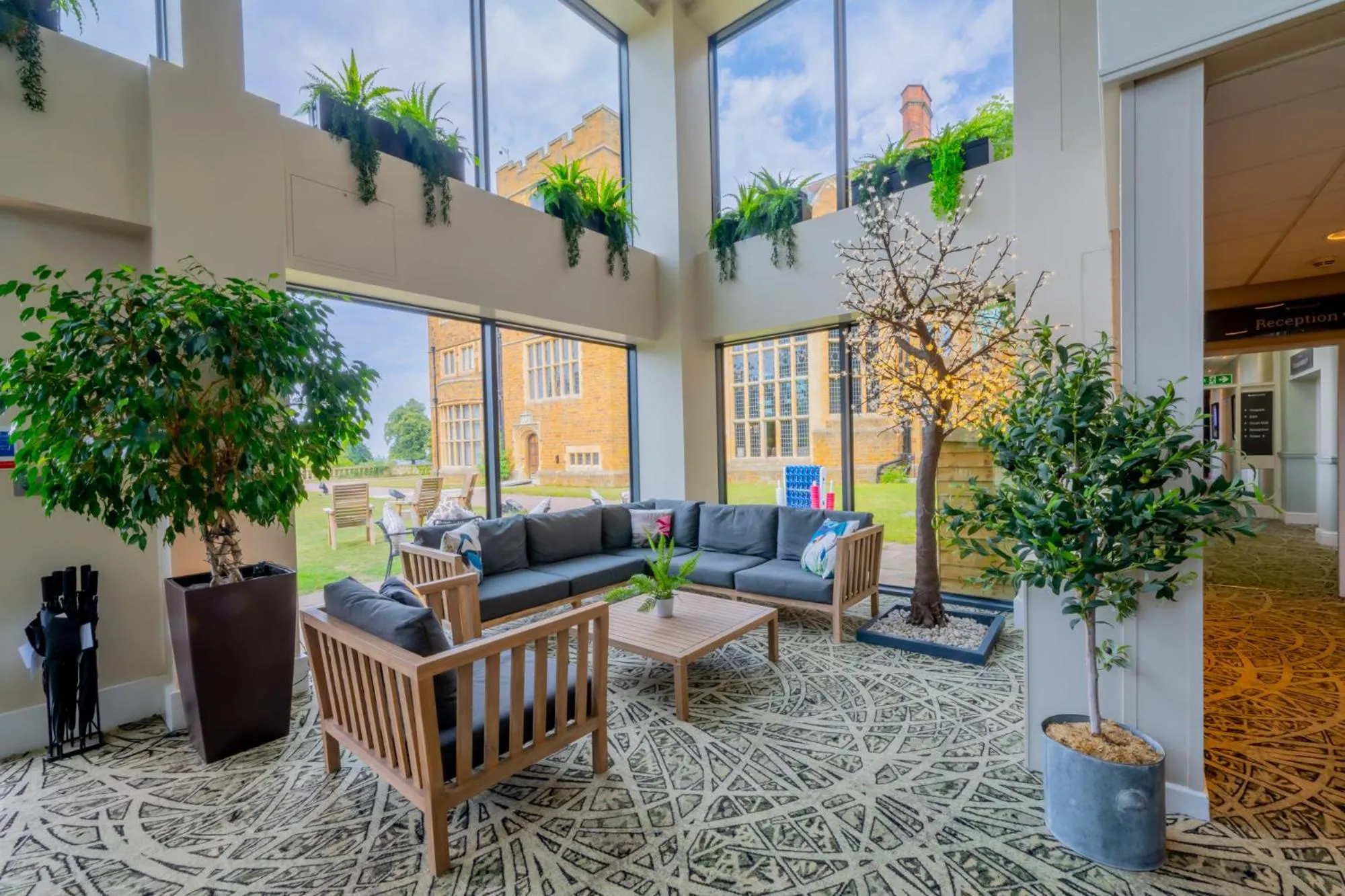 Lounge or bar in Ashorne Hill Leamington Spa