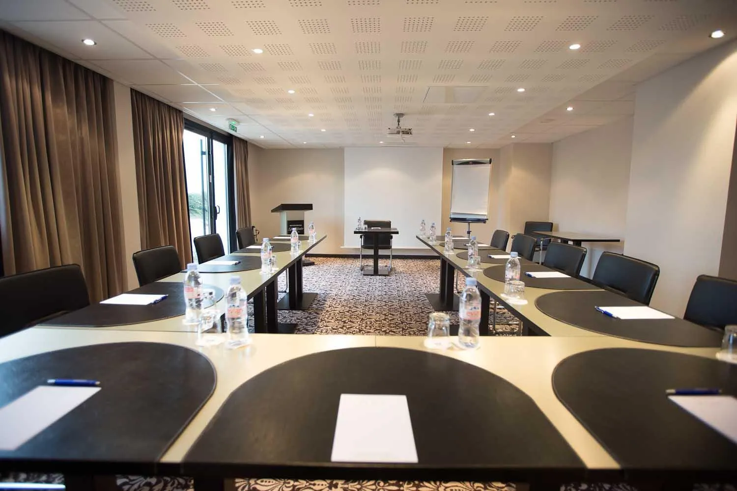 Business facilities in Ibis Styles Nantes Saint Herblain