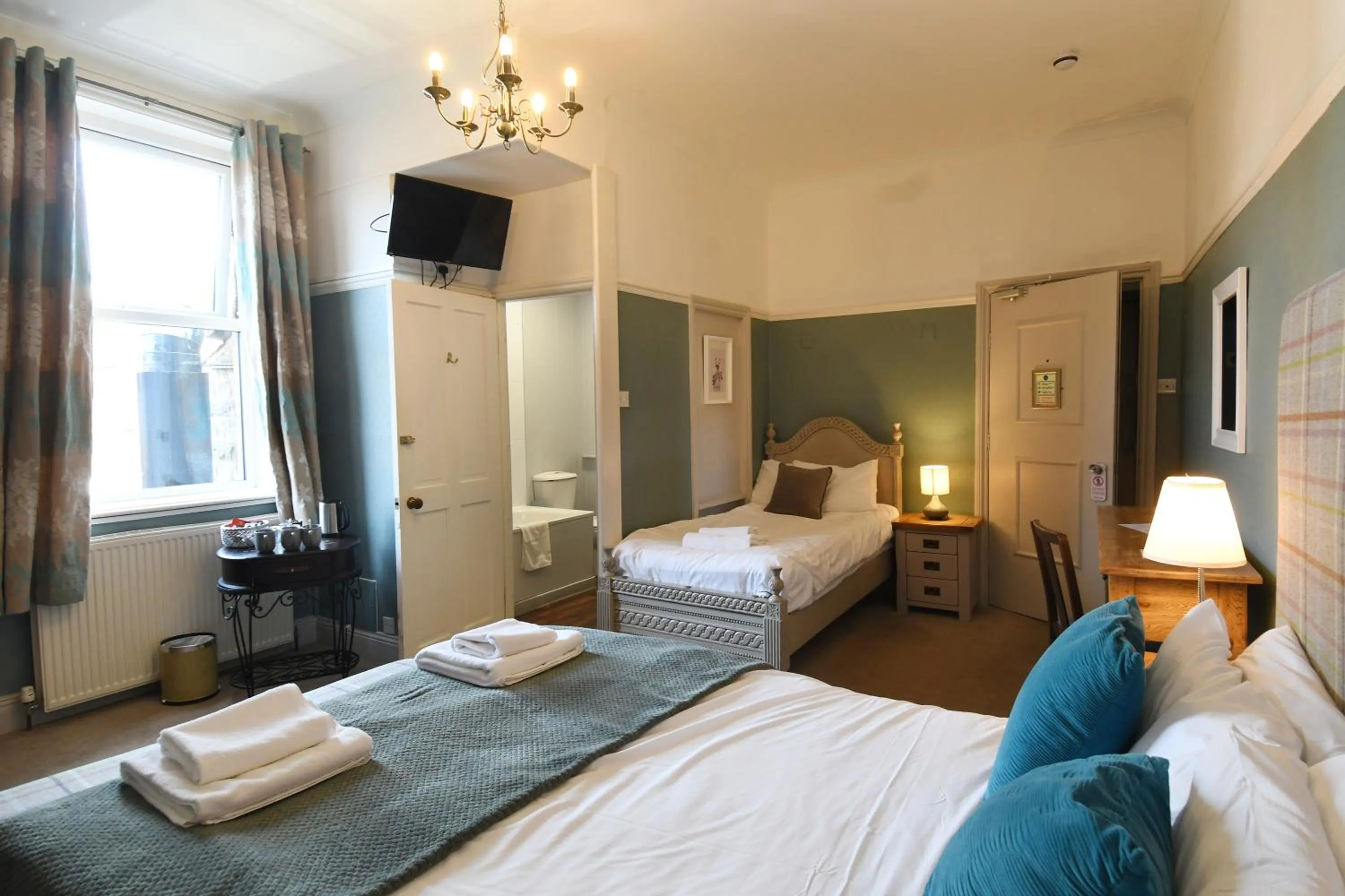 Bed in The Inn at Cheltenham Parade