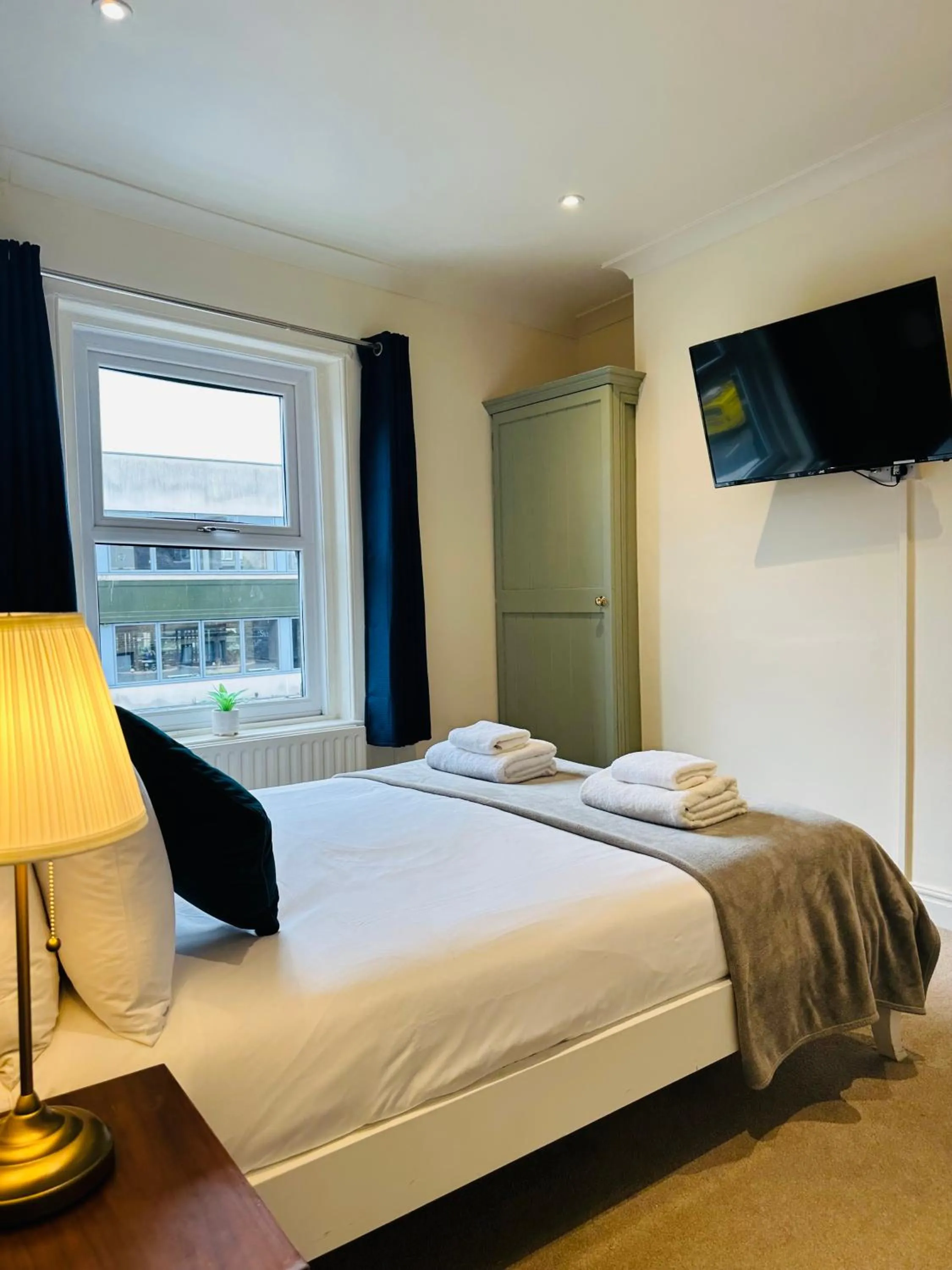 Bed in The Inn at Cheltenham Parade