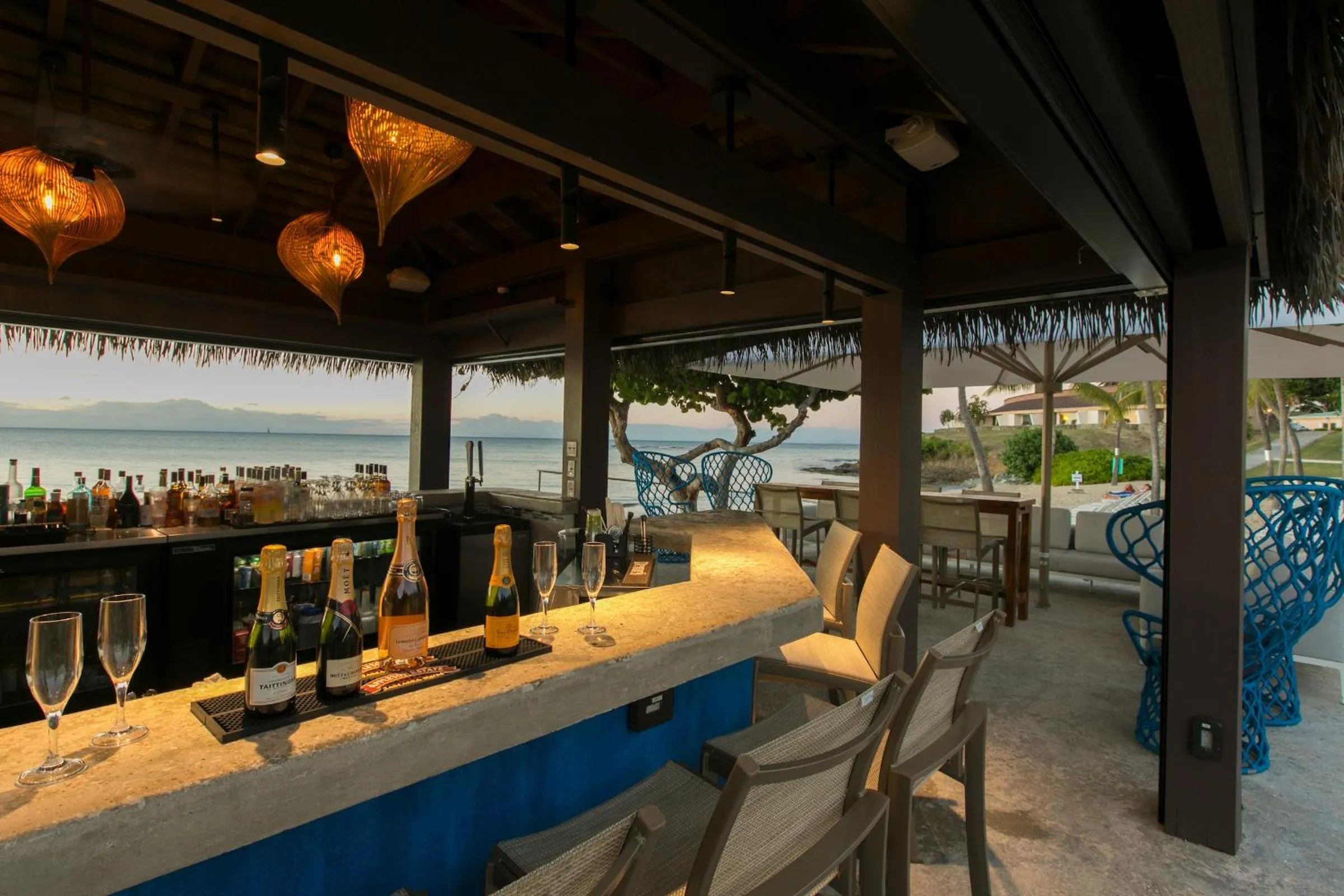 Restaurant/places to eat in The Buccaneer Beach & Golf Resort