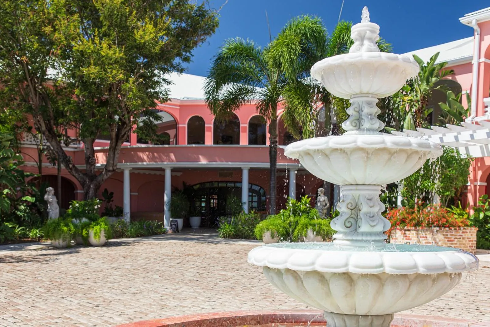 Facade/entrance in The Buccaneer Beach & Golf Resort