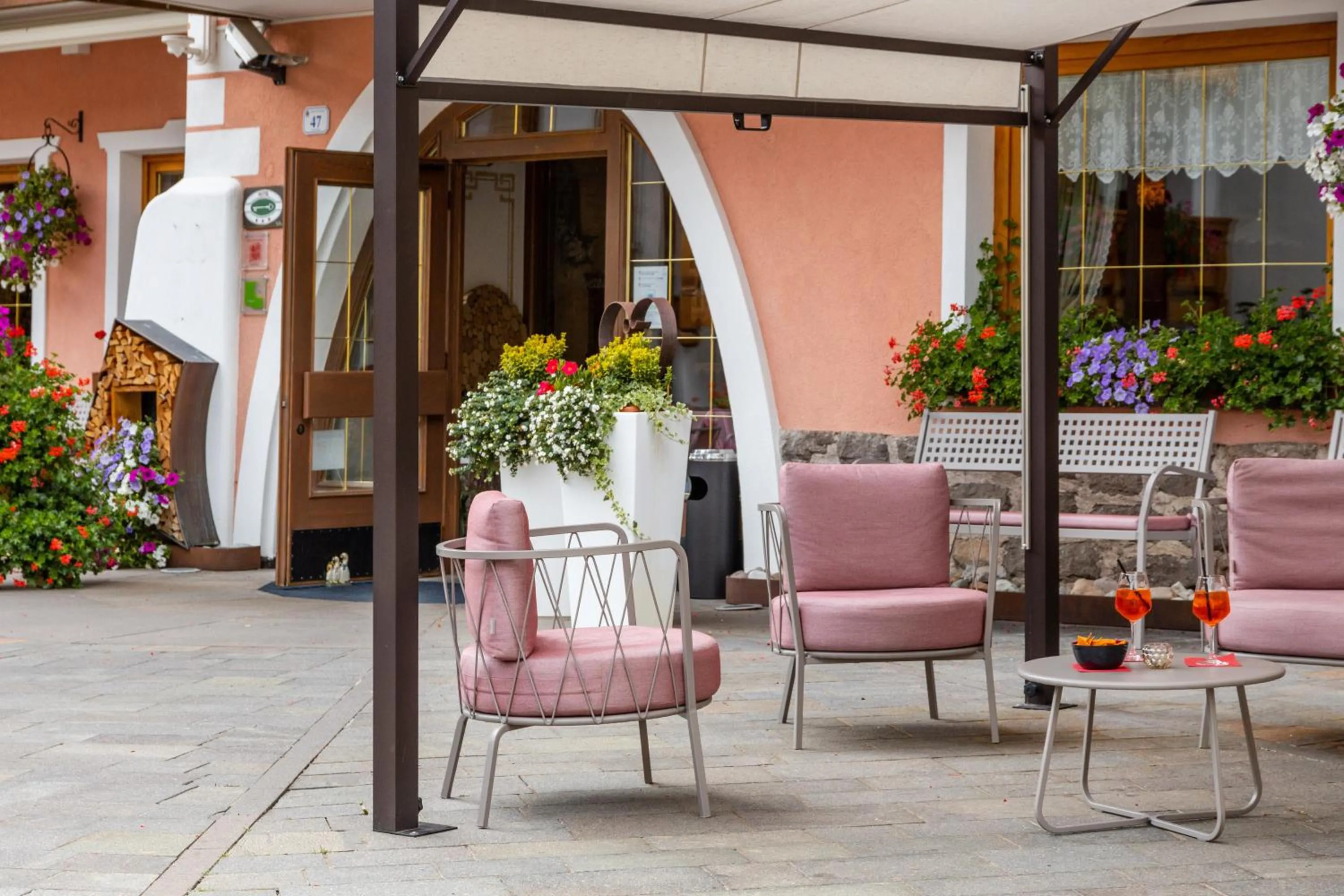 Patio in Hotel La Serenella
