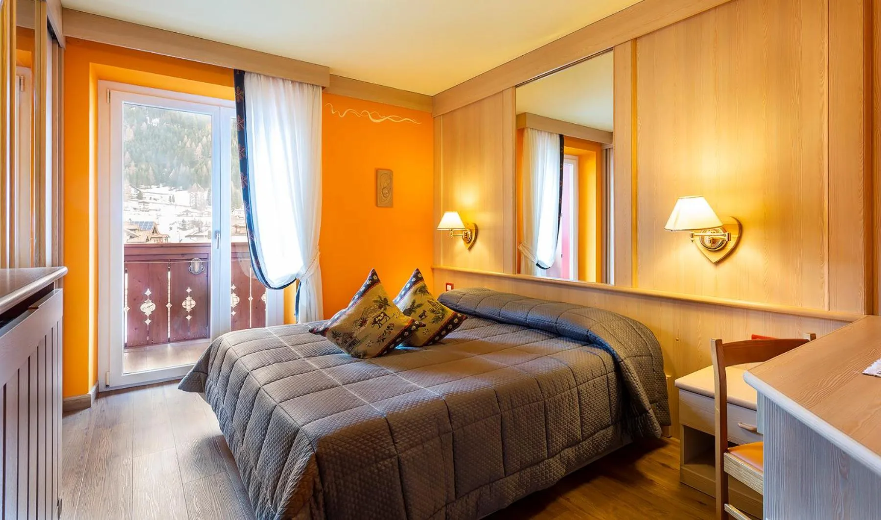 Photo of the whole room, Bed in Hotel La Serenella