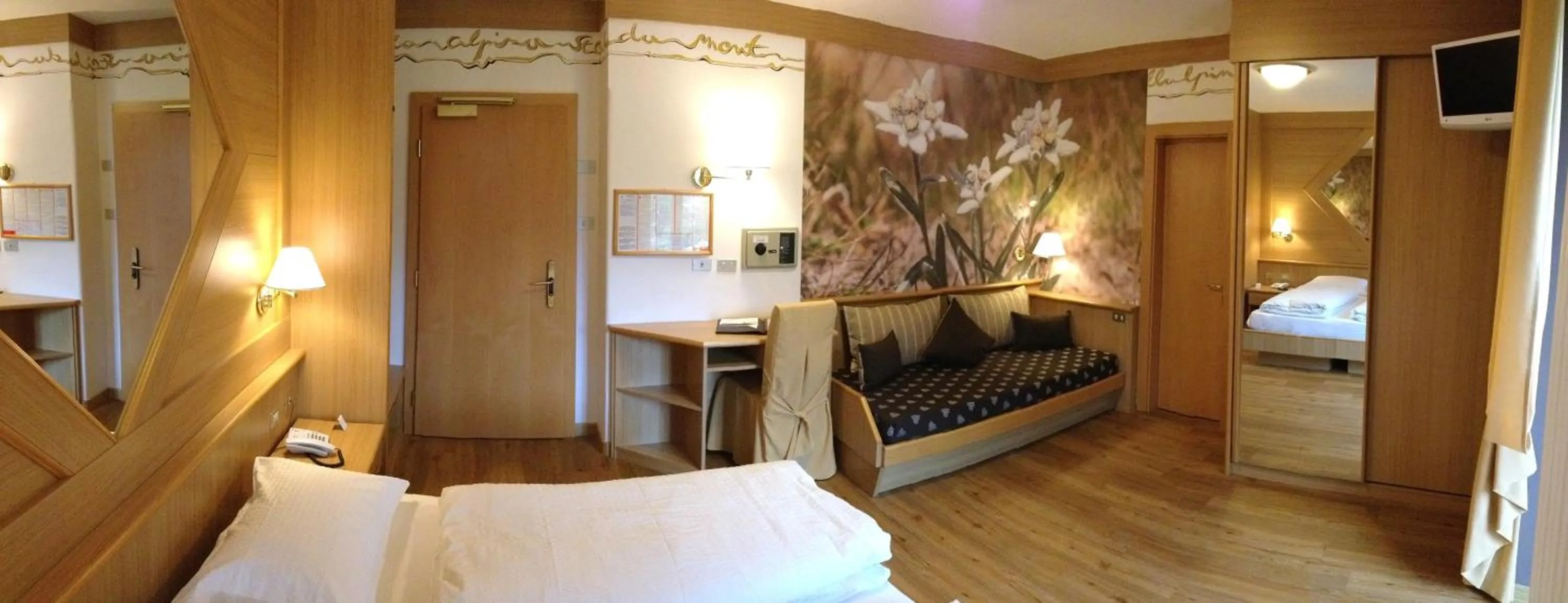 Bedroom, Bed in Hotel La Serenella