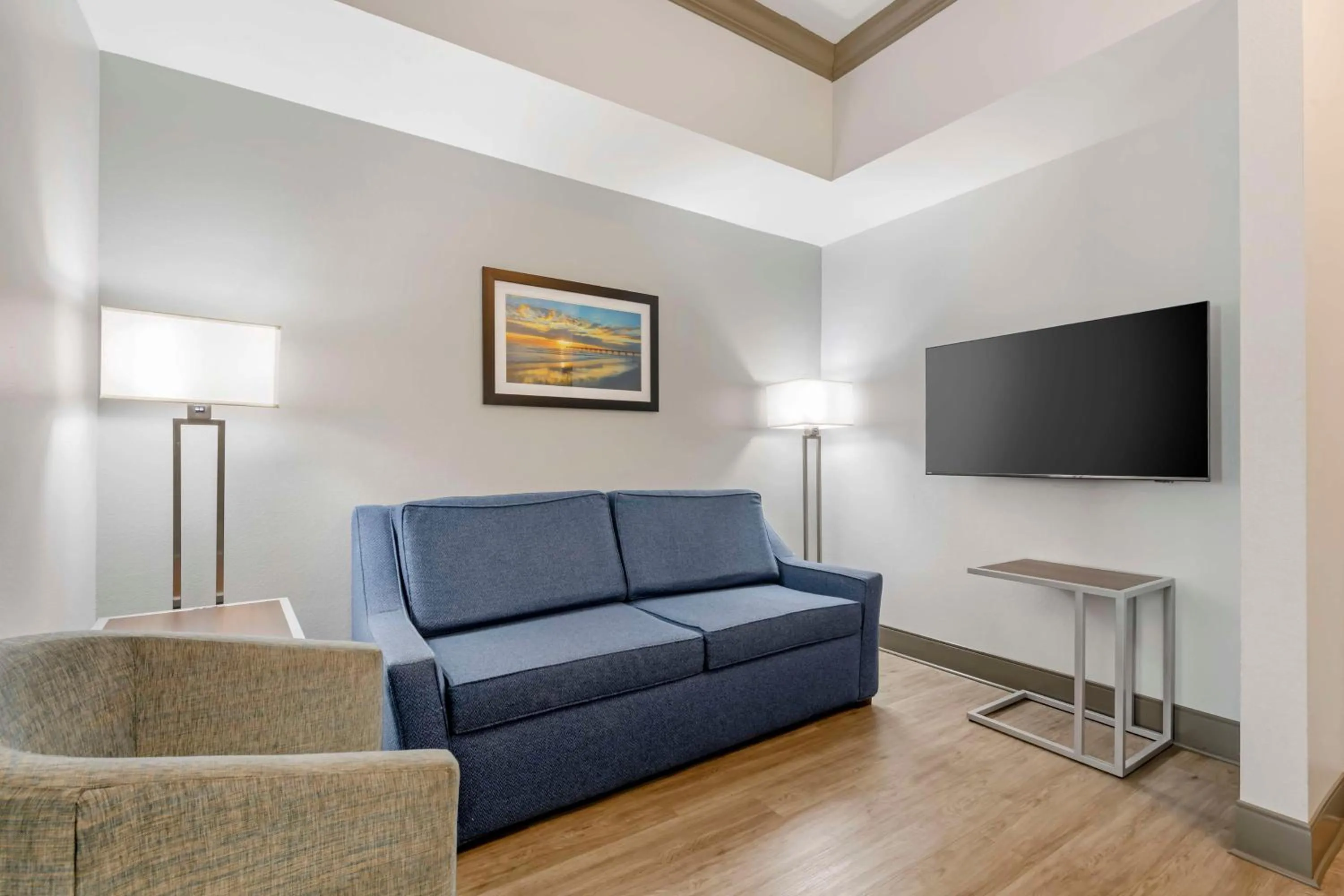 Bedroom in Best Western Plus First Coast Inn and Suites