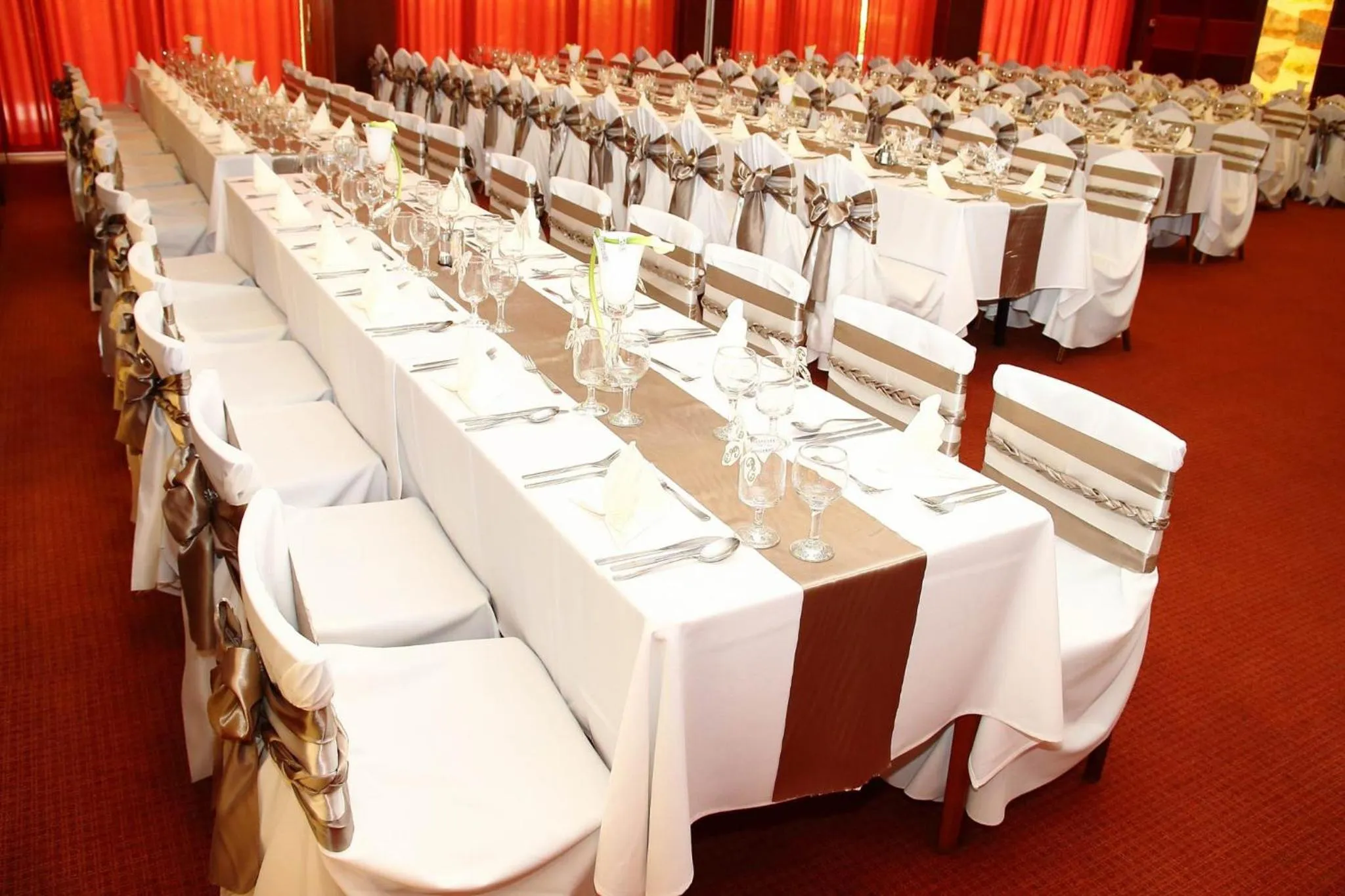 Restaurant/places to eat in Csipke Hotel