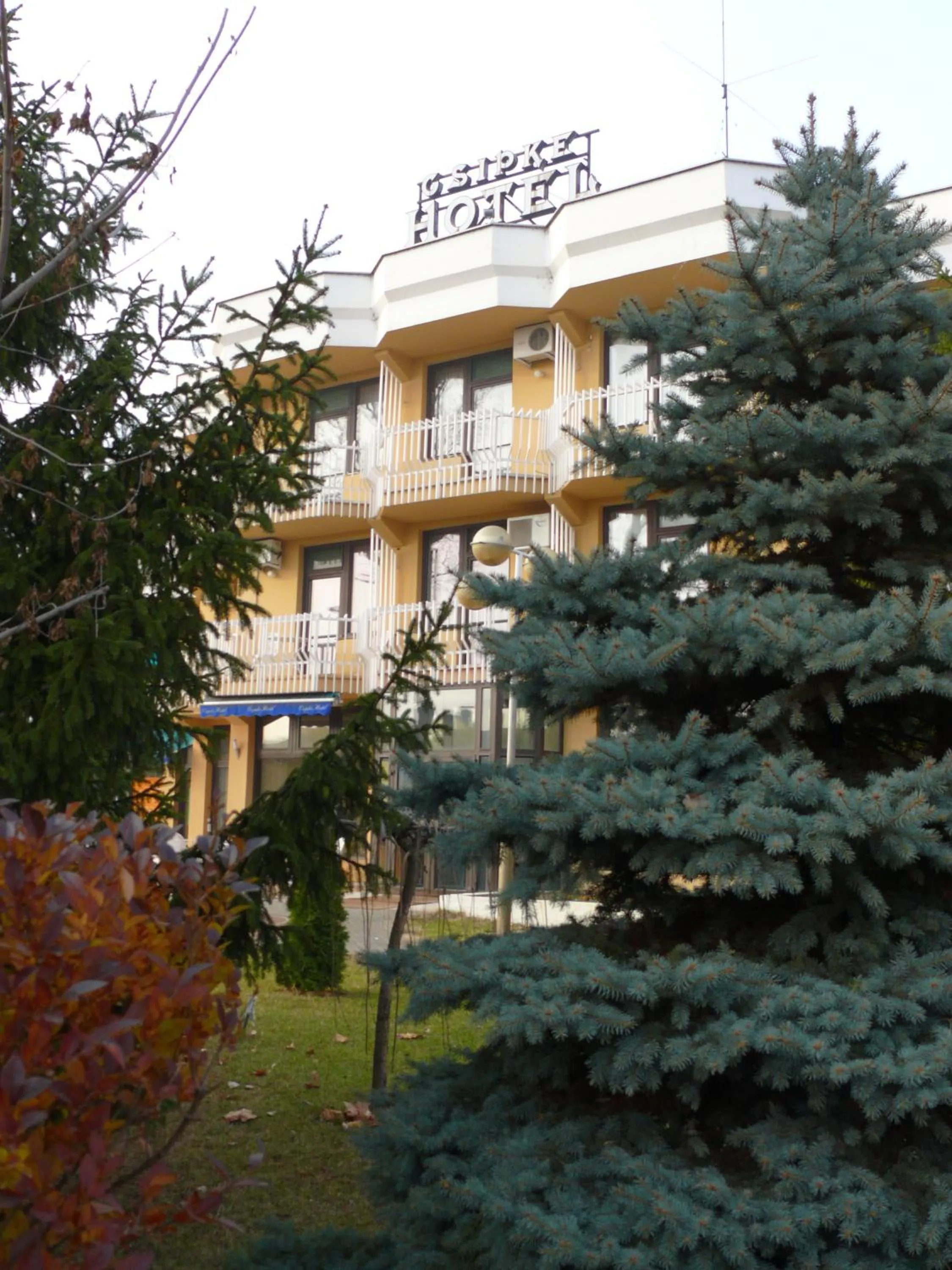 Facade/entrance in Csipke Hotel