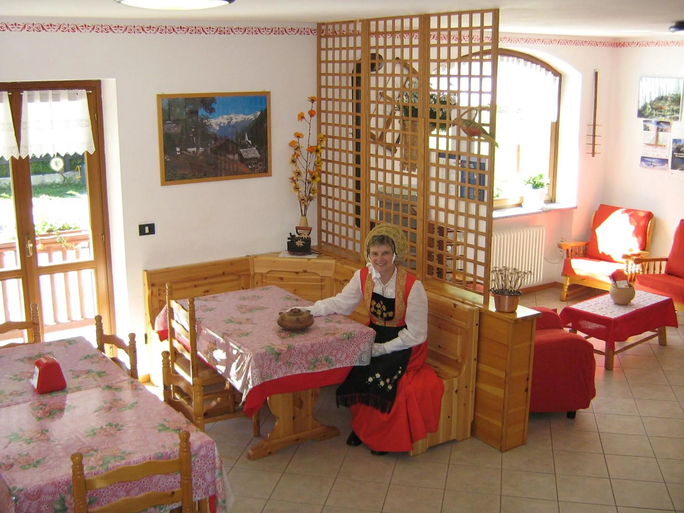 Communal lounge/ TV room, Bed in Residence Delapierre