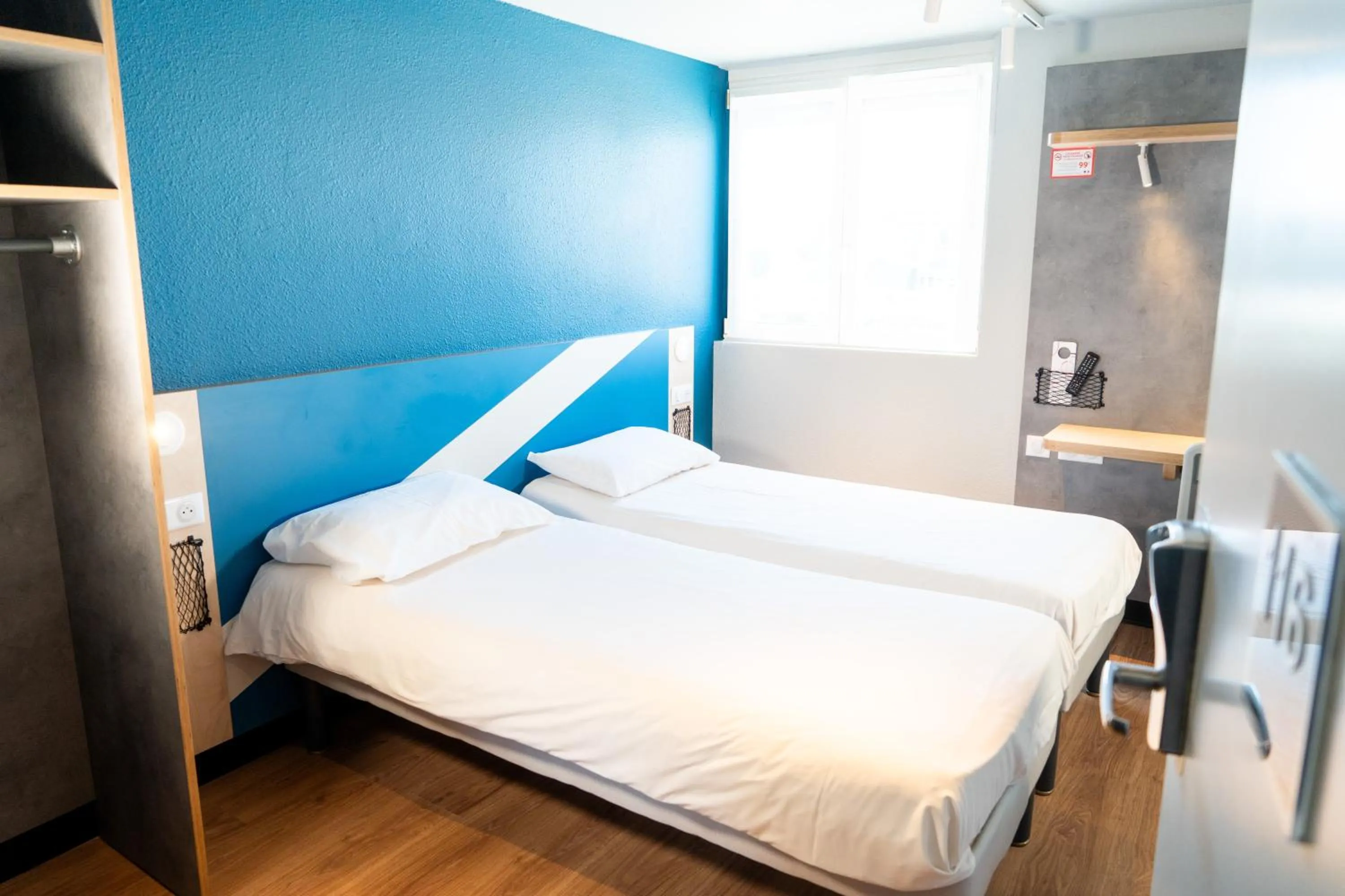 Bed in ibis budget Aix en Provence