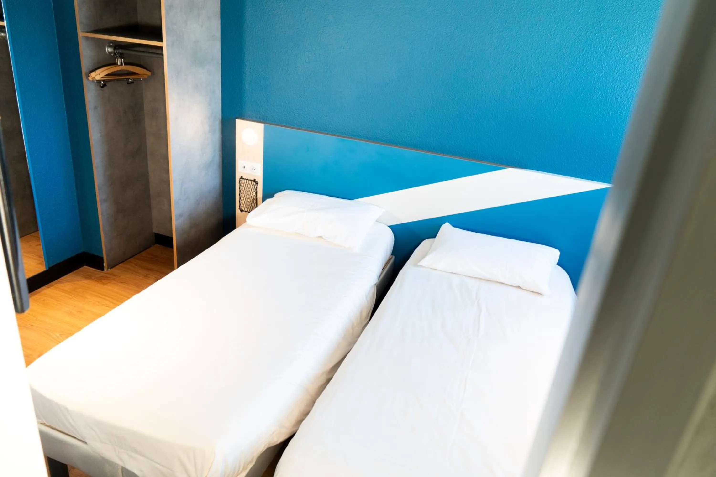 Bed in ibis budget Aix en Provence