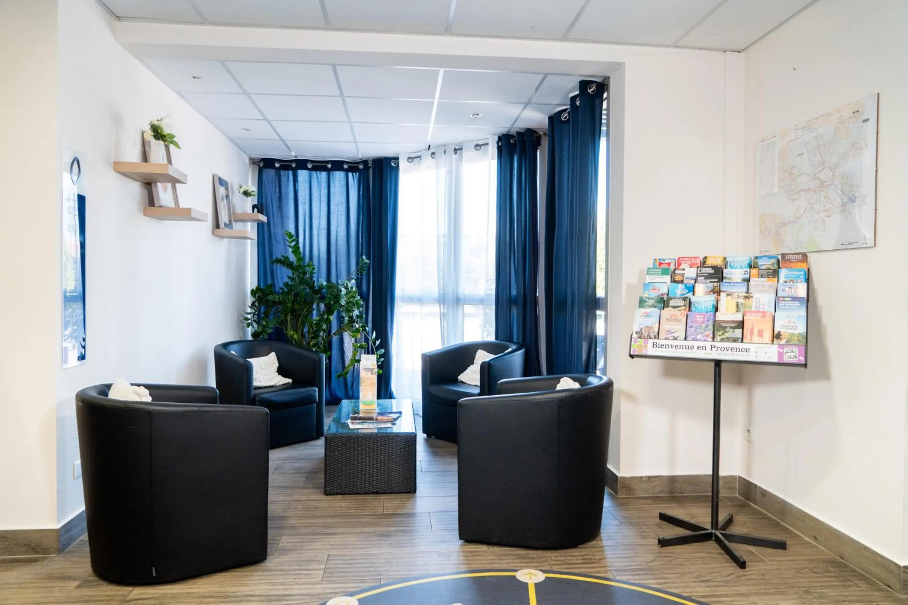 Living room in ibis budget Aix en Provence