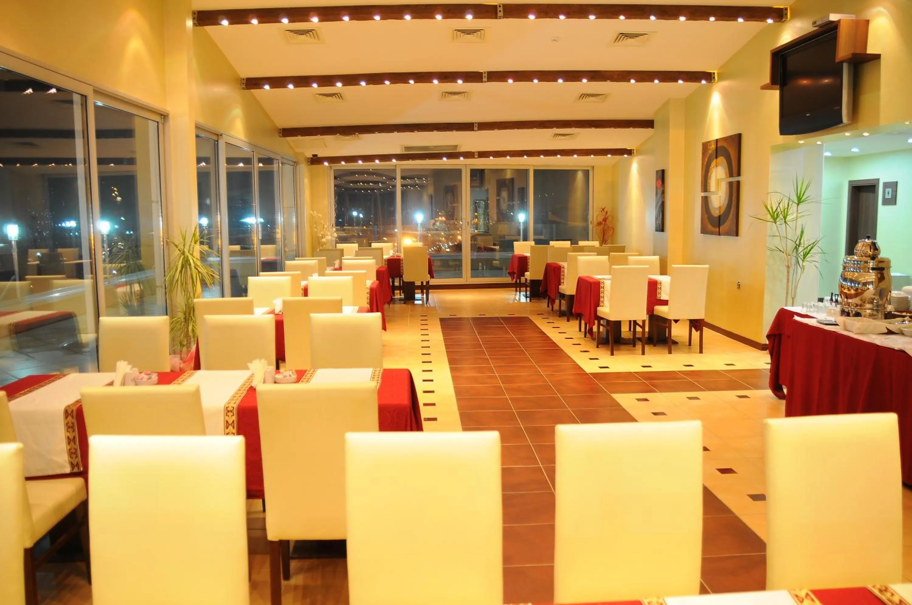 Restaurant/places to eat in Hotel Grand Eregli