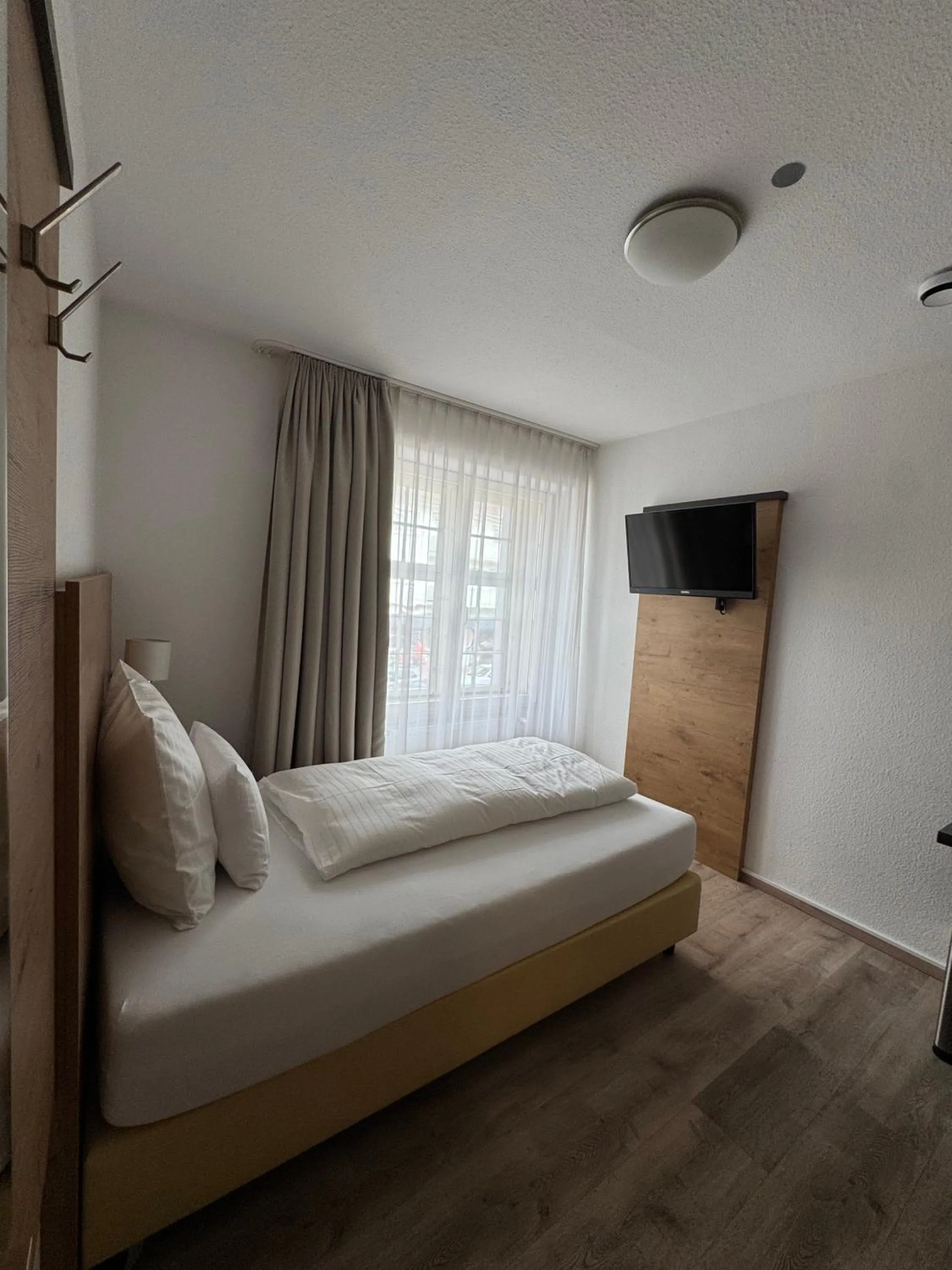 Bed in FLIP Boutique-Hotel near Basel - Modern Stay & Urban Food